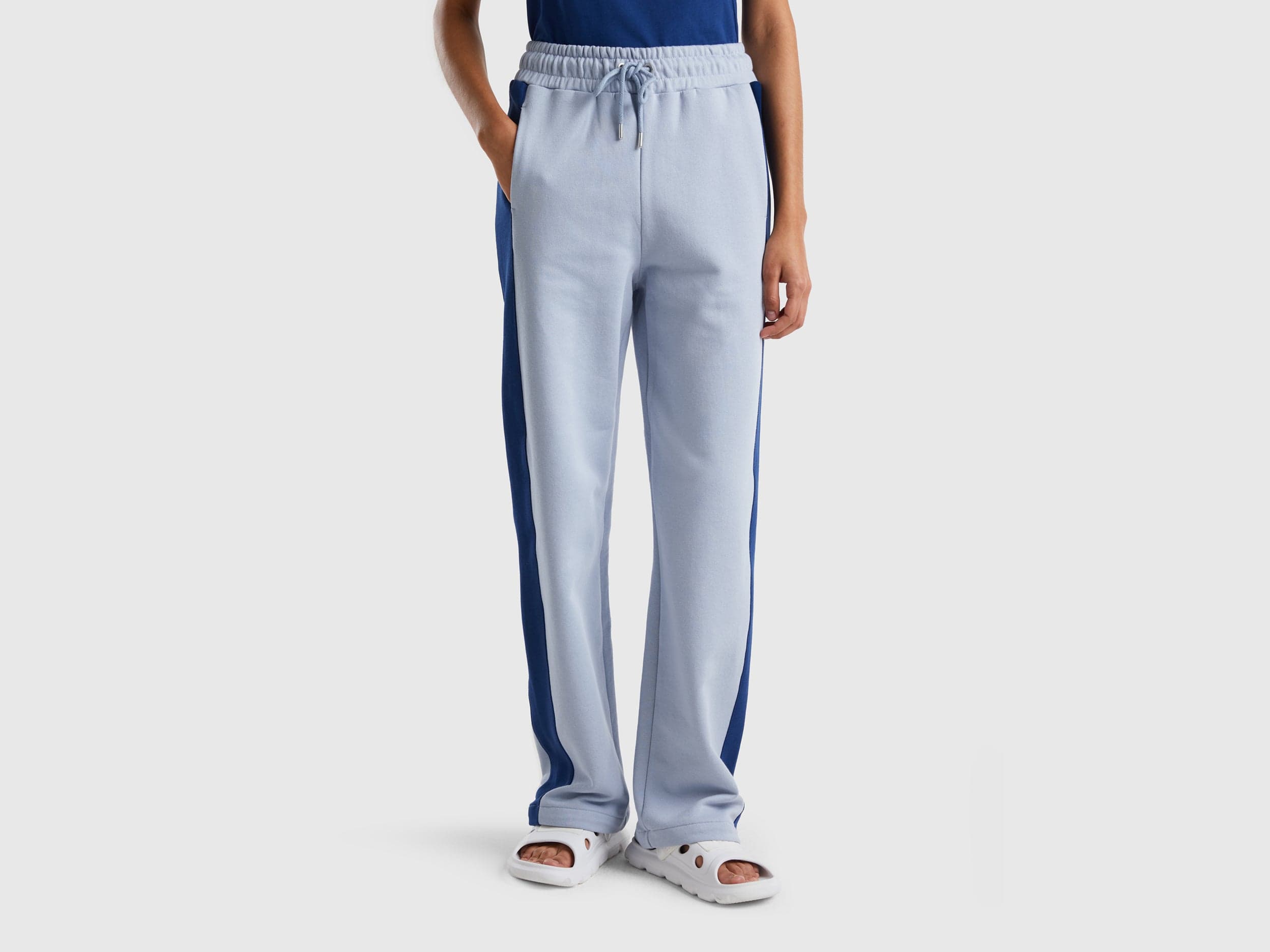 يونايتد كولورز اوف بينيتون بنطال بخطوط جانبية برباط نسائي