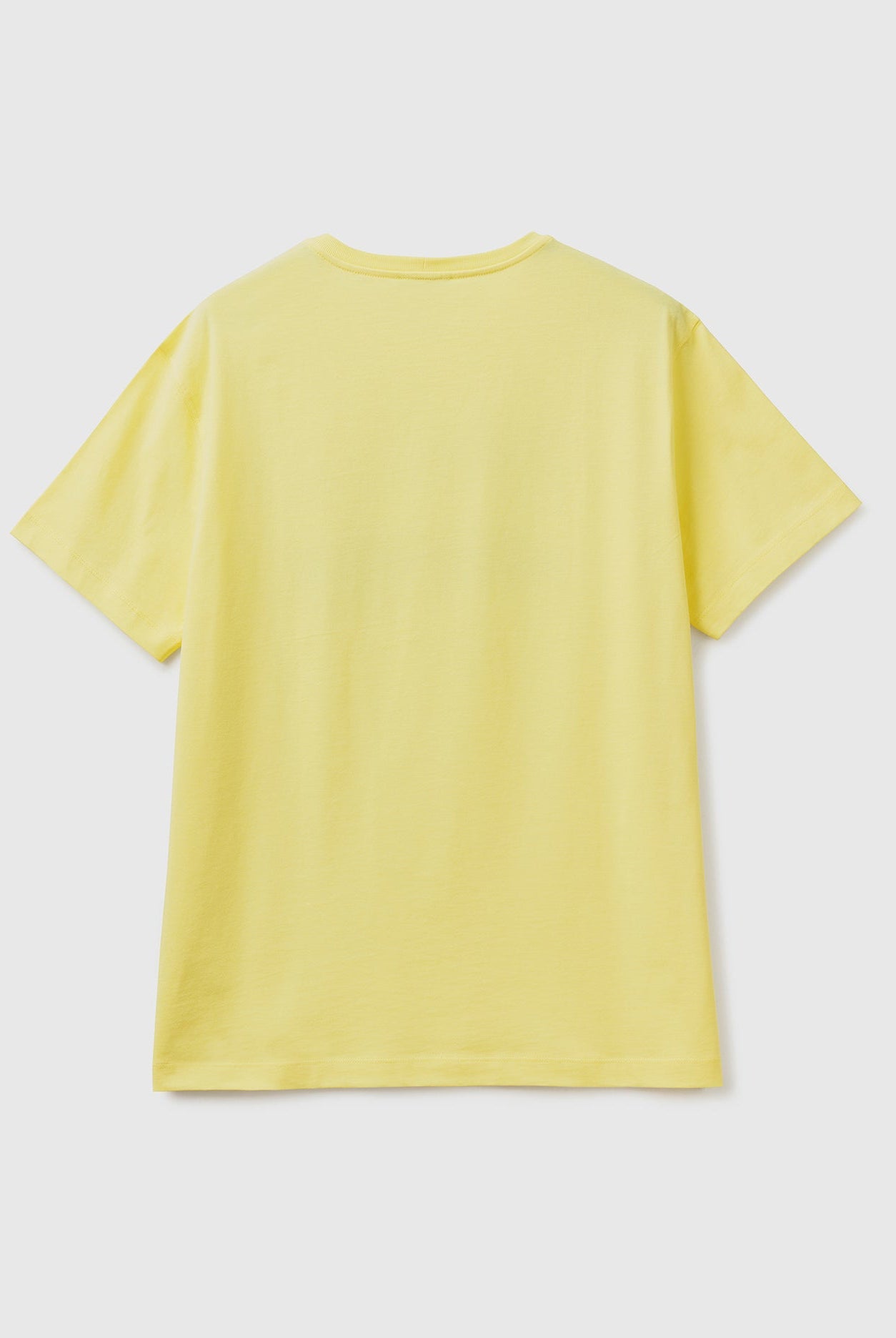 يونايتد كولورز اوف بينيتون تيشيرت بطباعة صورة أمامية نص كم رجالي