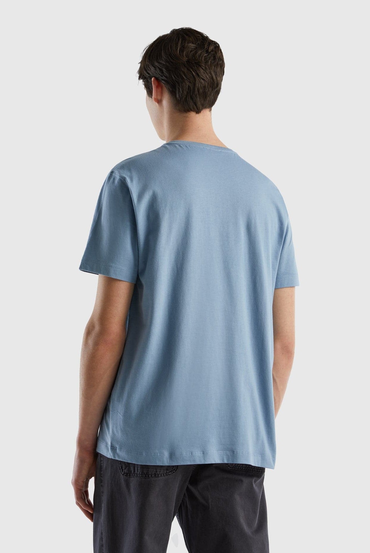 يونايتد كولورز اوف بينيتون تيشيرت بطباعة صورة أمامية نص كم رجالي