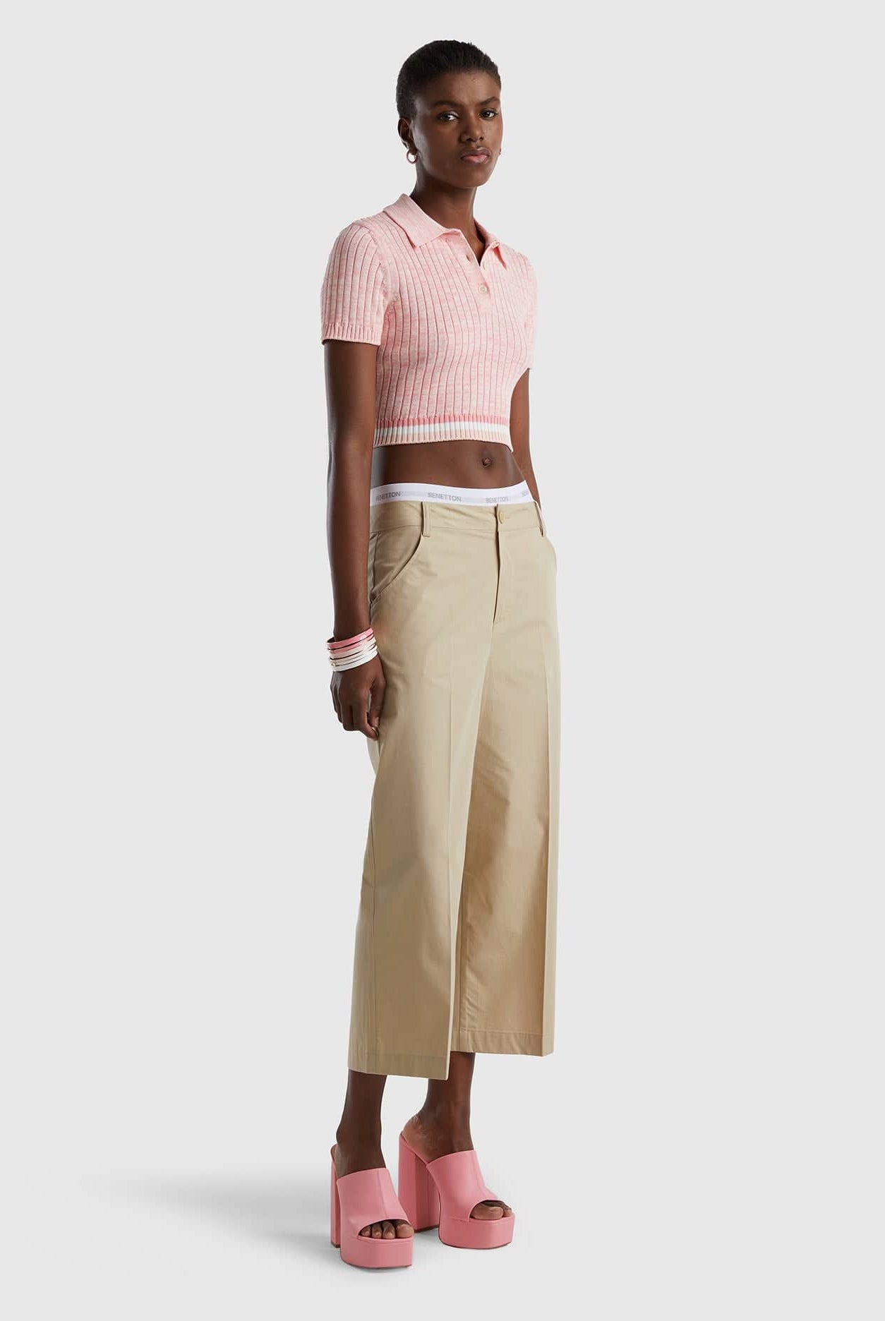 يونايتد كولورز اوف بينيتون بنطلون قطن قصير 100% نسائي