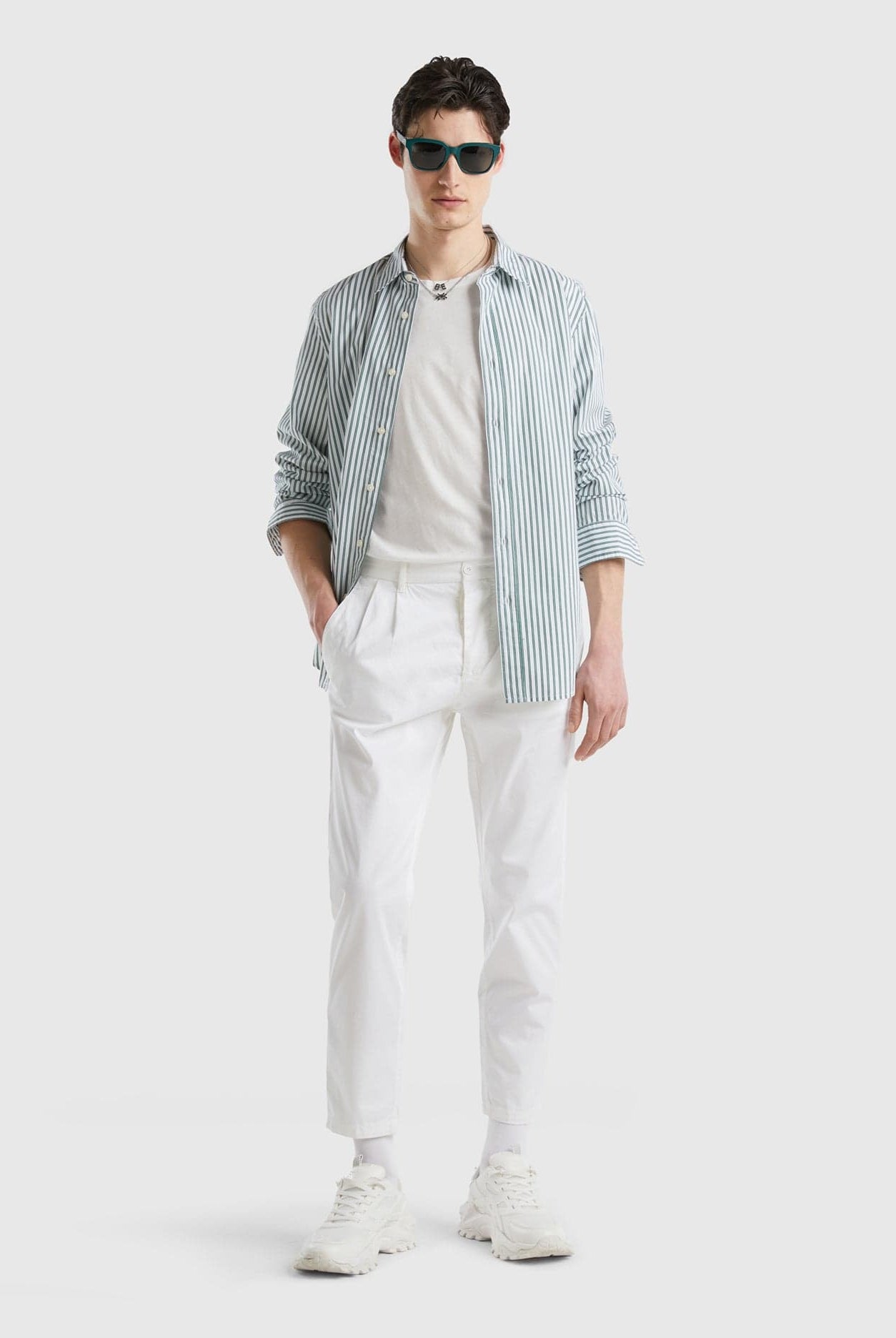 يونايتد كولورز اوف بينيتون بنطال تشينو خفيف الوزن