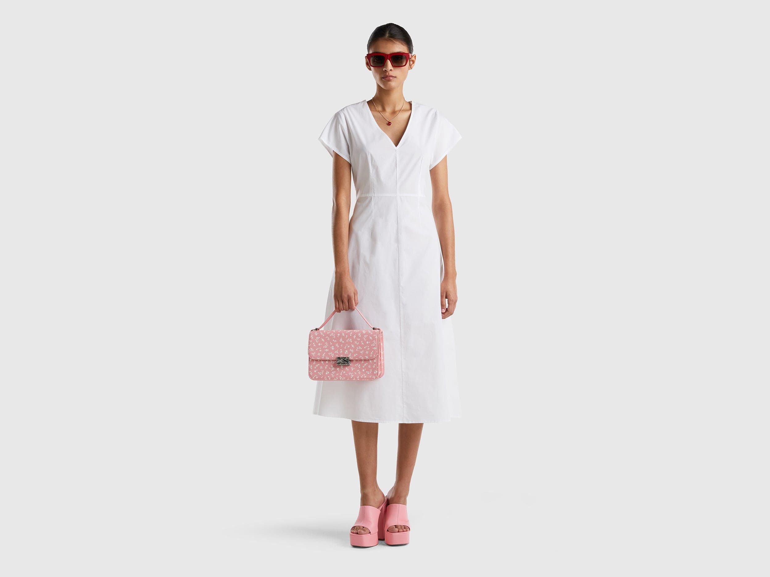 يونايتد كولورز اوف بينيتون فستان نسائي بأكمام قصيرة طويل