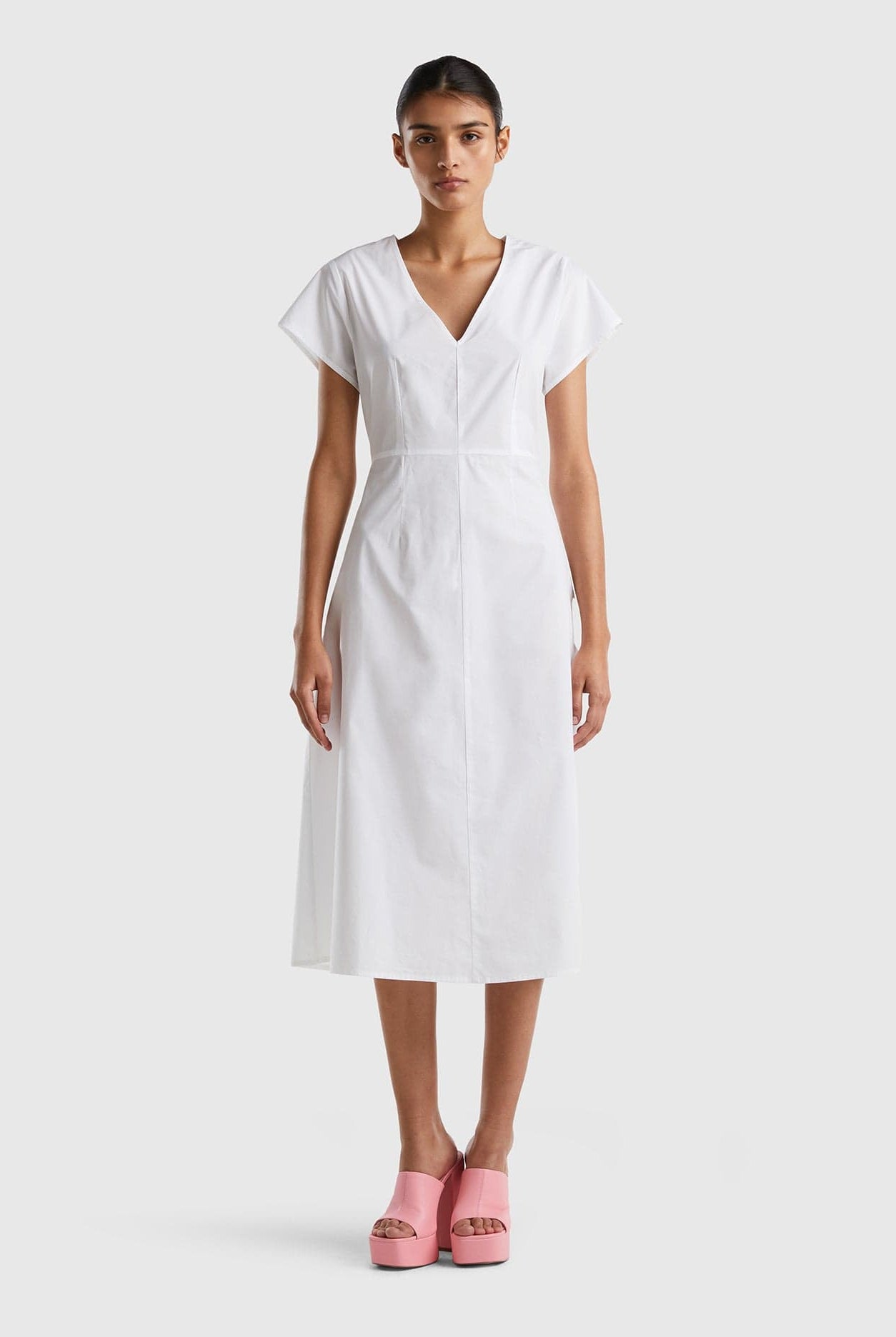 يونايتد كولورز اوف بينيتون فستان نسائي بأكمام قصيرة طويل