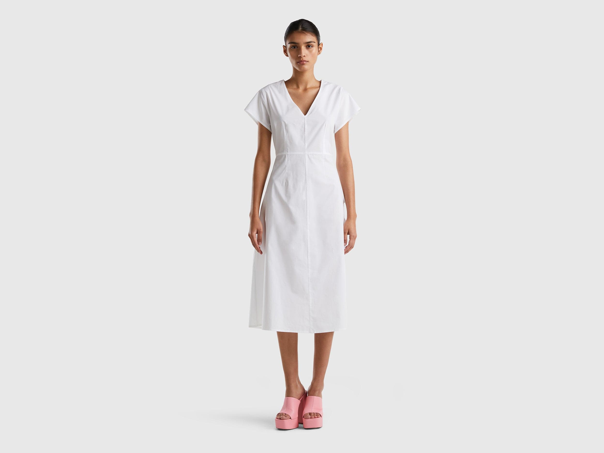 يونايتد كولورز اوف بينيتون فستان نسائي بأكمام قصيرة طويل