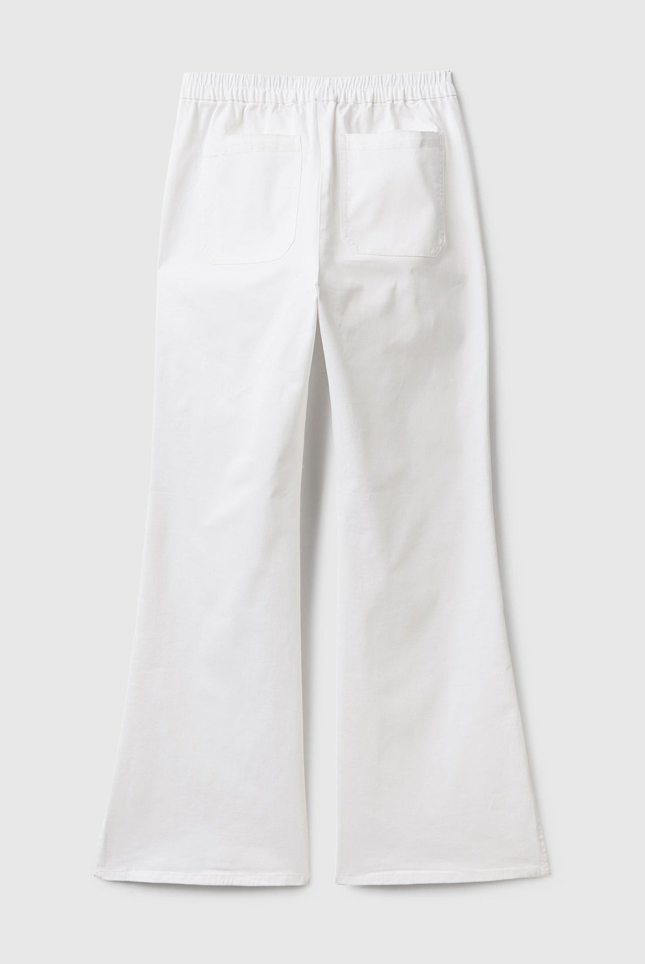 يونايتد كولورز اوف بينيتون بنطلون نسائي واسع بفتحات من اسفل القدم