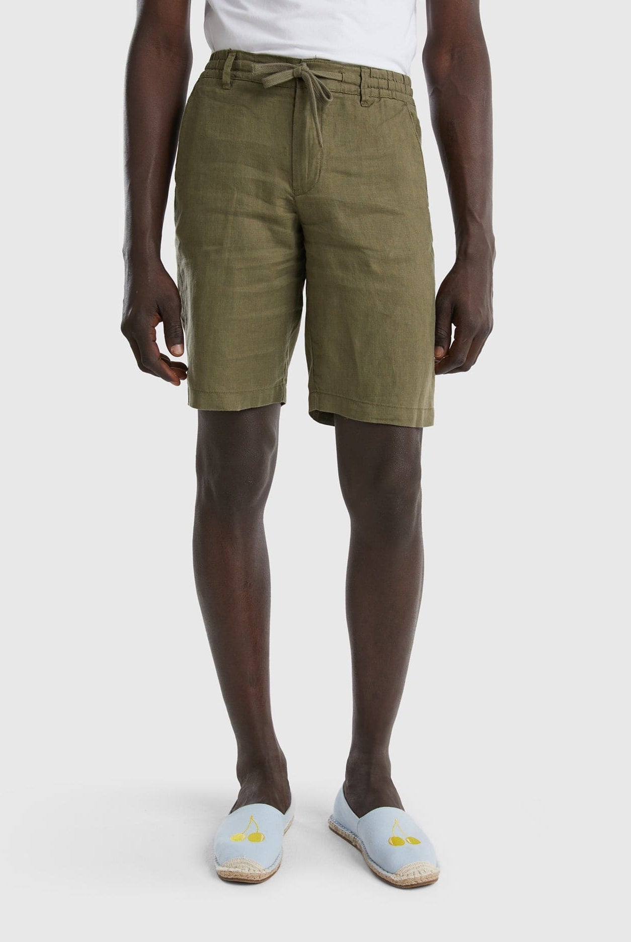 يونايتد كولورز اوف بينيتون برمودا من الكتان بنسبة 100% رجالي