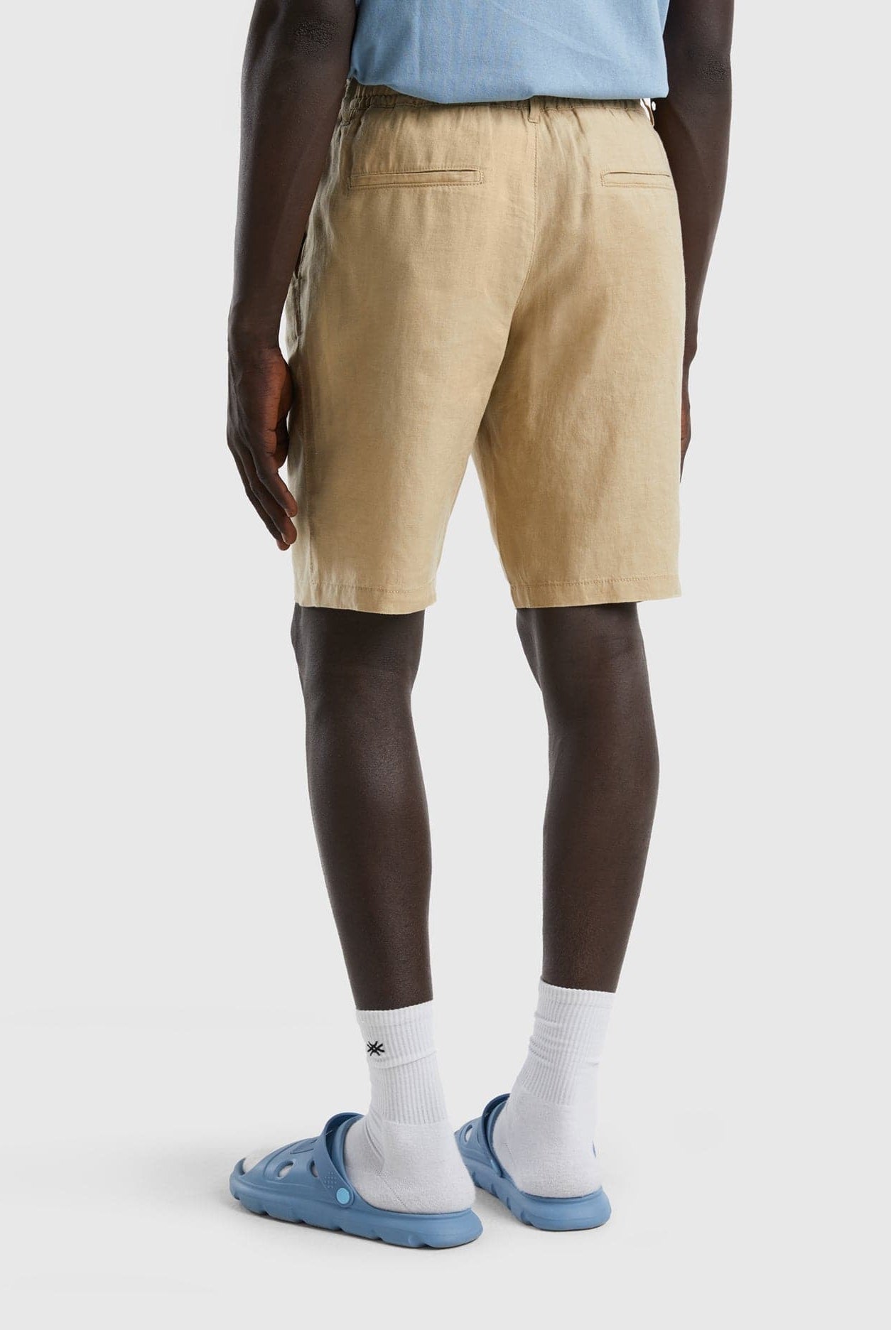 يونايتد كولورز اوف بينيتون برمودا من الكتان بنسبة 100% رجالي