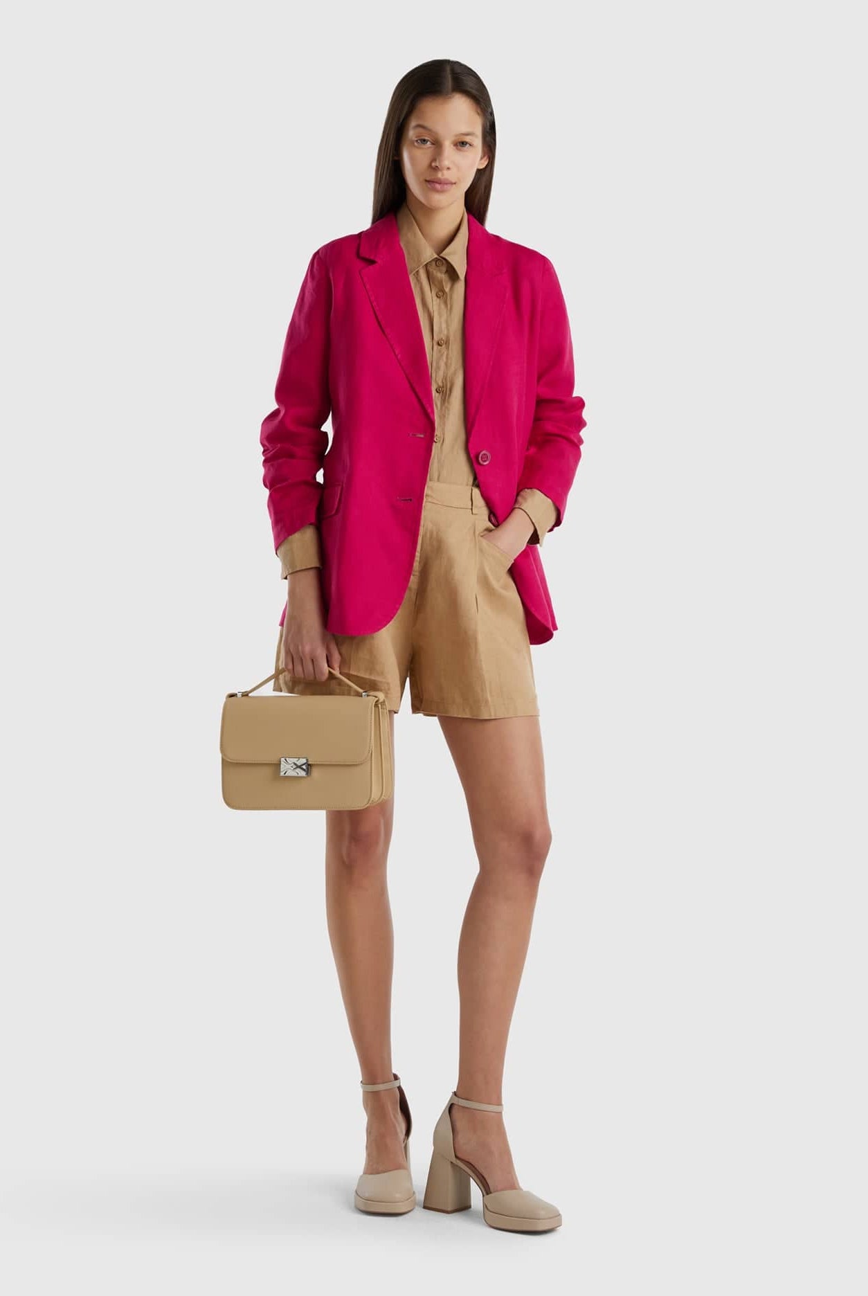 يونايتد كولورز اوف بينيتون برمودا من الكتان النقي رجالي