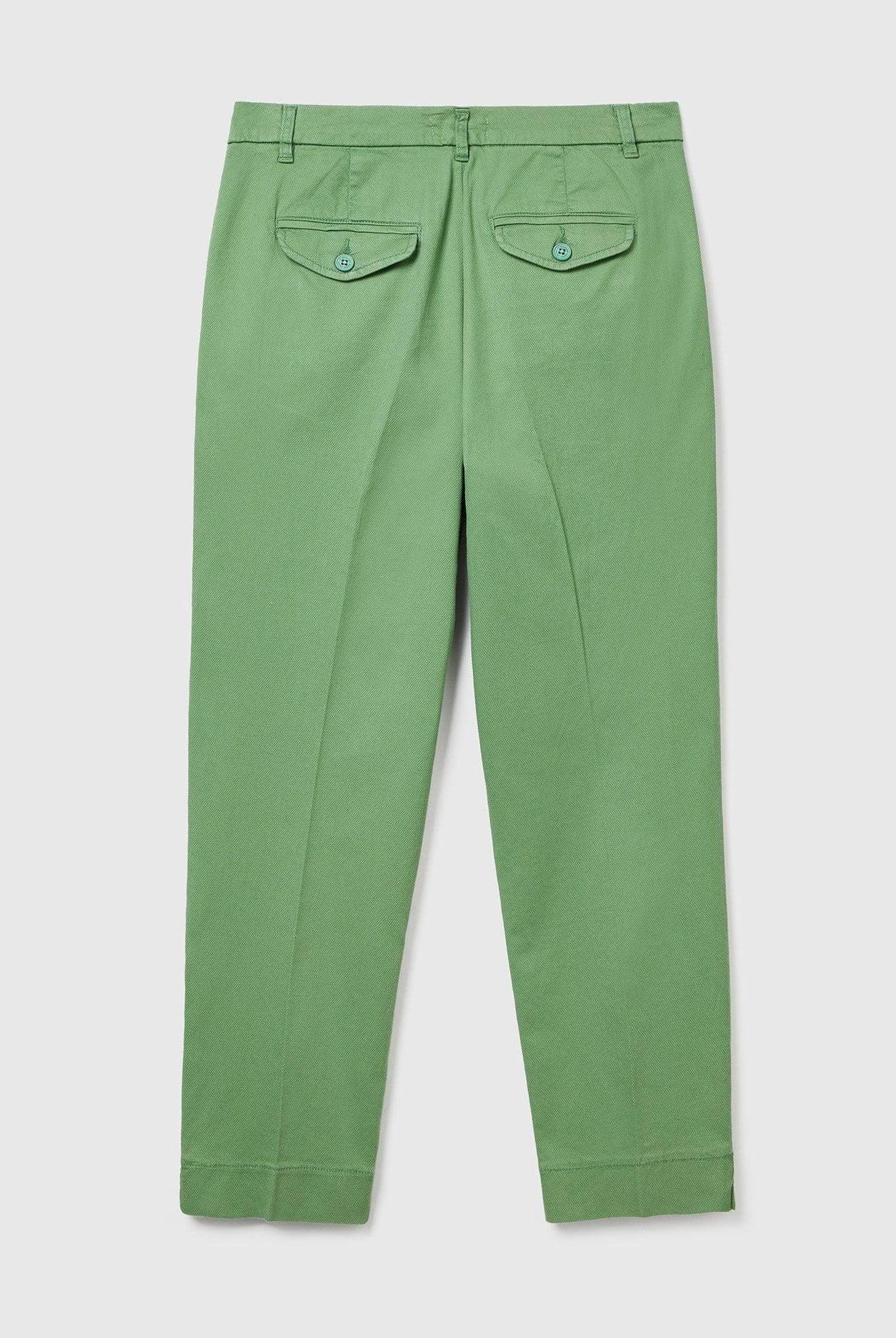 يونايتد كولورز اوف بينيتون بنطلون تشينو قصير سادة من القطن المطاطي نسائي