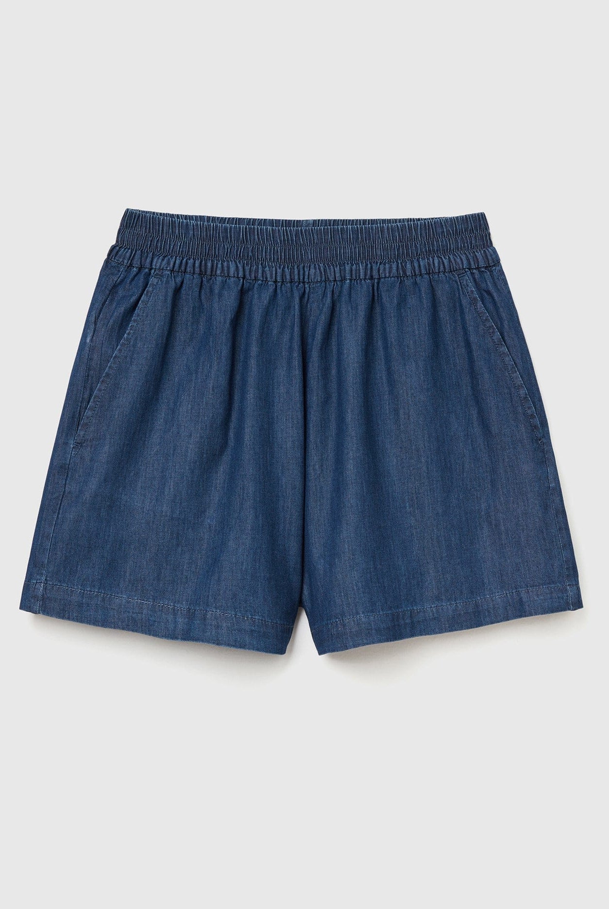 يونايتد كولورز اوف بينيتون شورت من الشامبراي