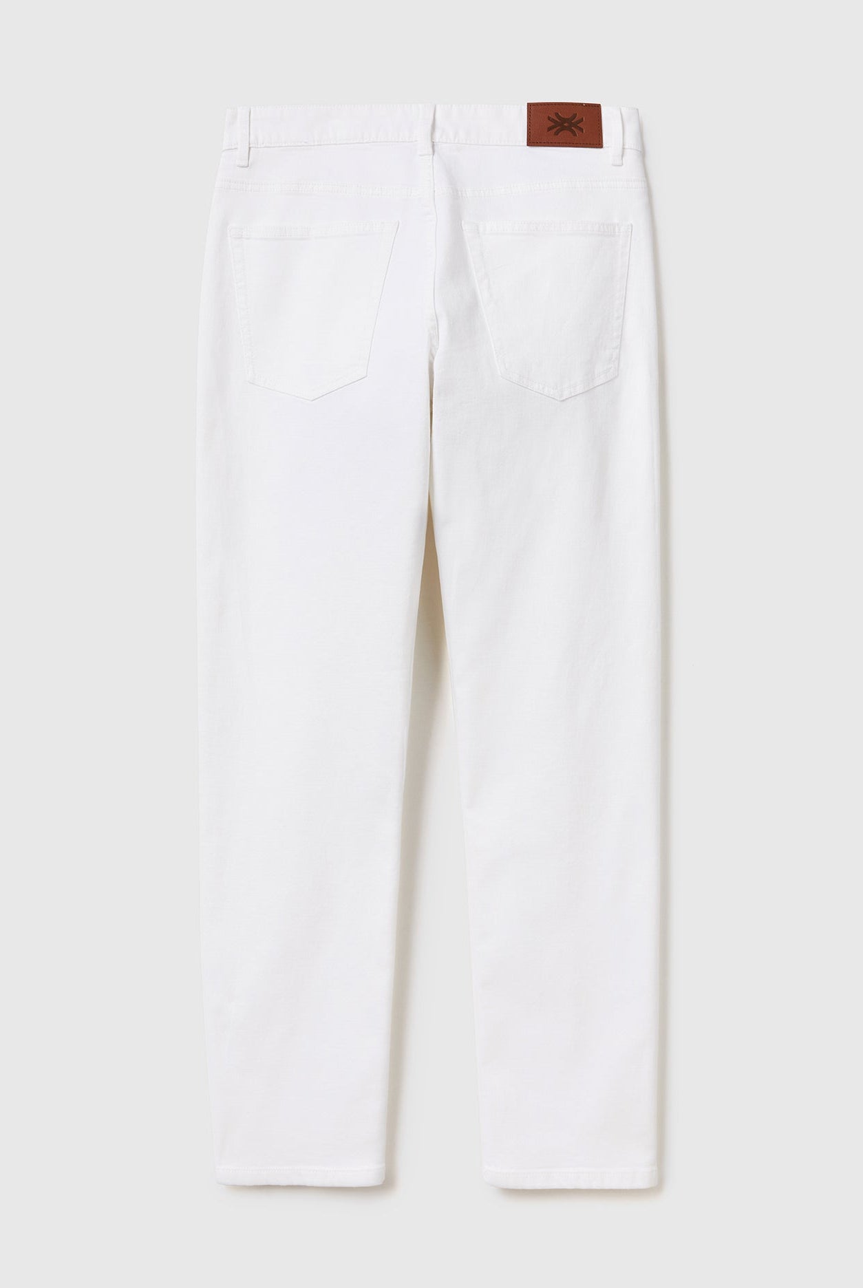 يونايتد كولورز اوف بينيتون بنطال جينز بقصة ضيقة وخفيف الوزن