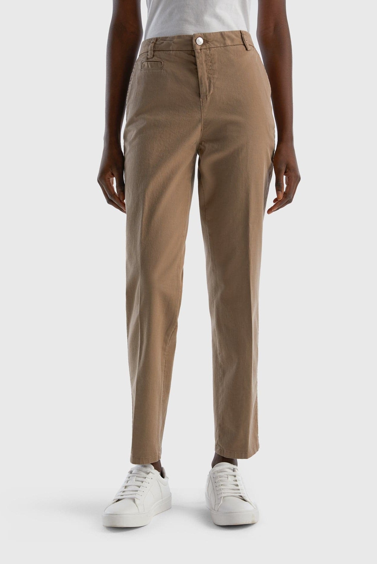 يونايتد كولورز اوف بينيتون بنطلون تشينو نسائي قطن ضيق