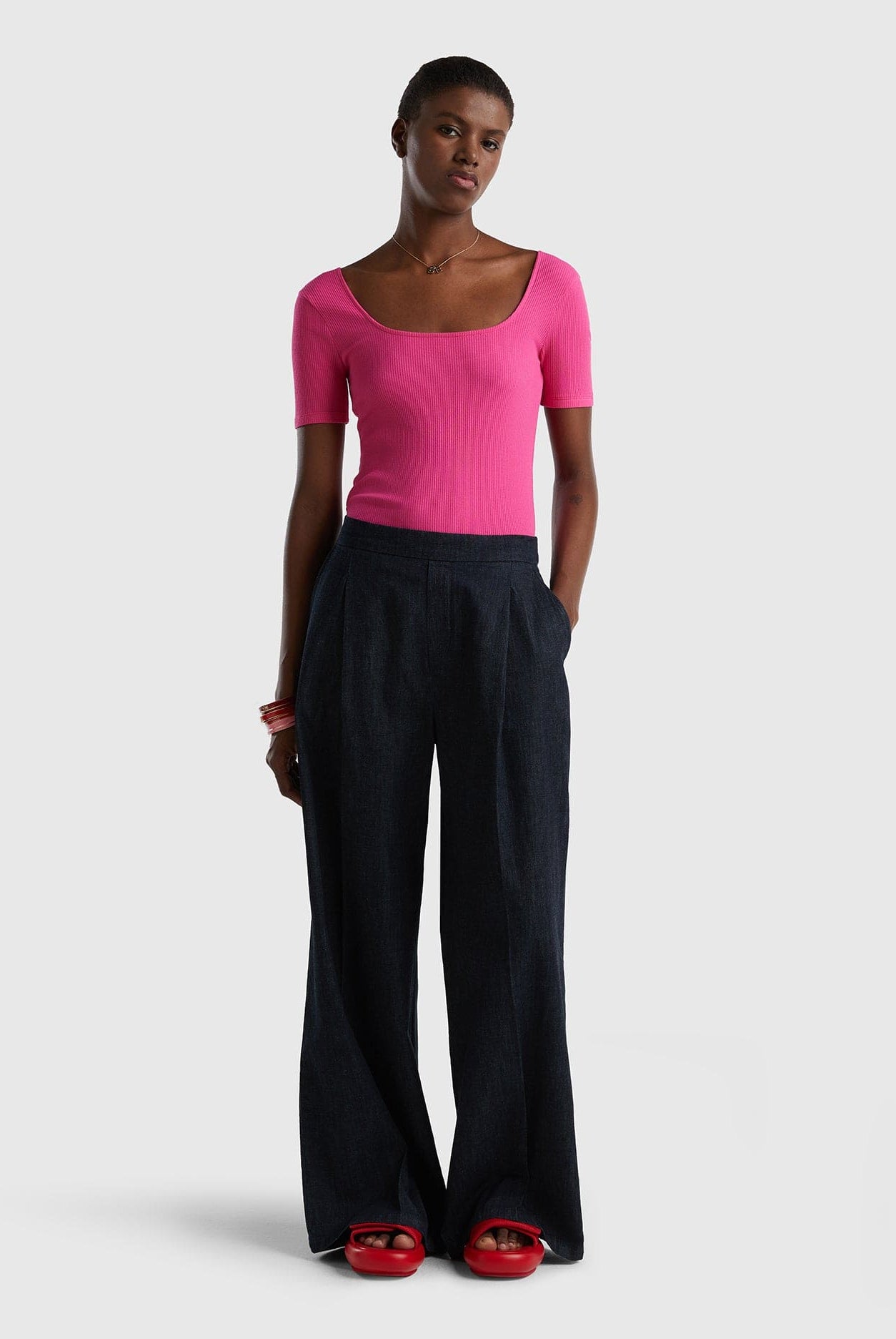 يونايتد كولورز اوف بينيتون بنطلون قطن واسع طويل نسائي