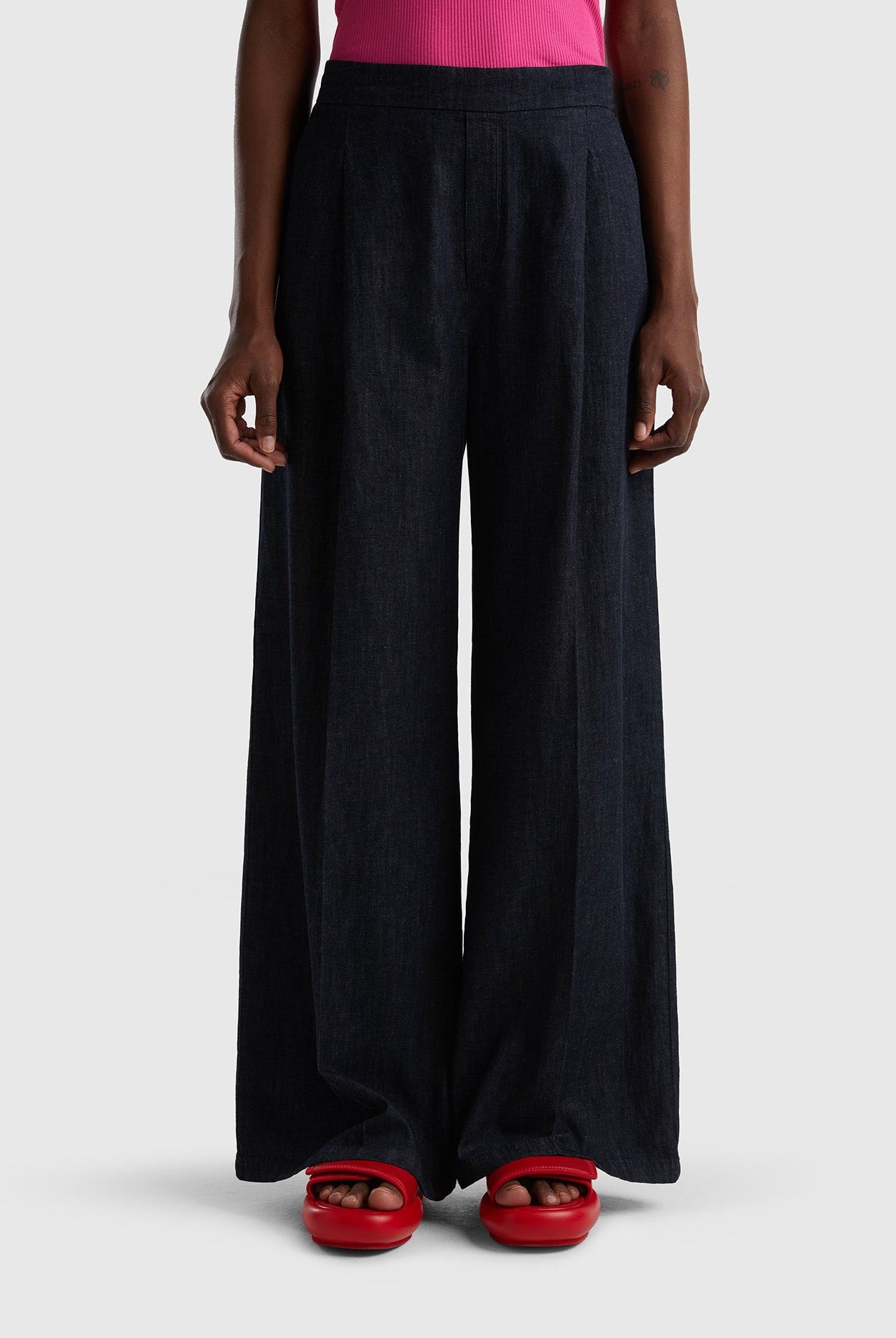 يونايتد كولورز اوف بينيتون بنطلون قطن واسع طويل نسائي