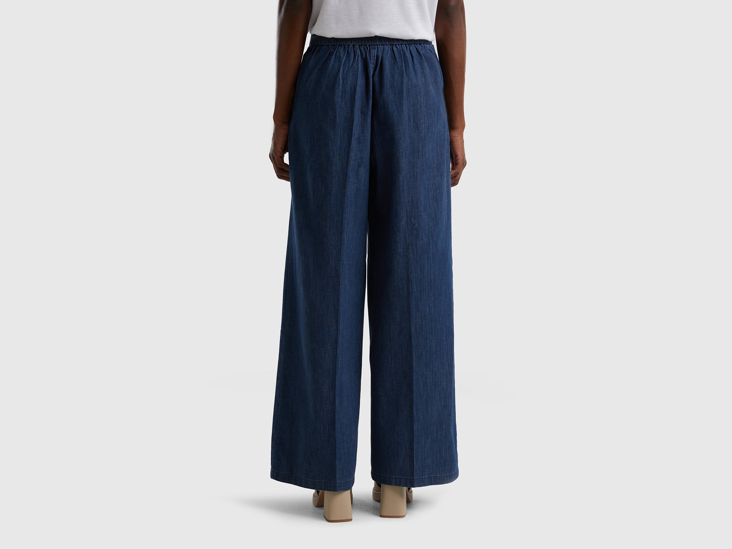 يونايتد كولورز اوف بينيتون بنطلون قطن واسع طويل نسائي