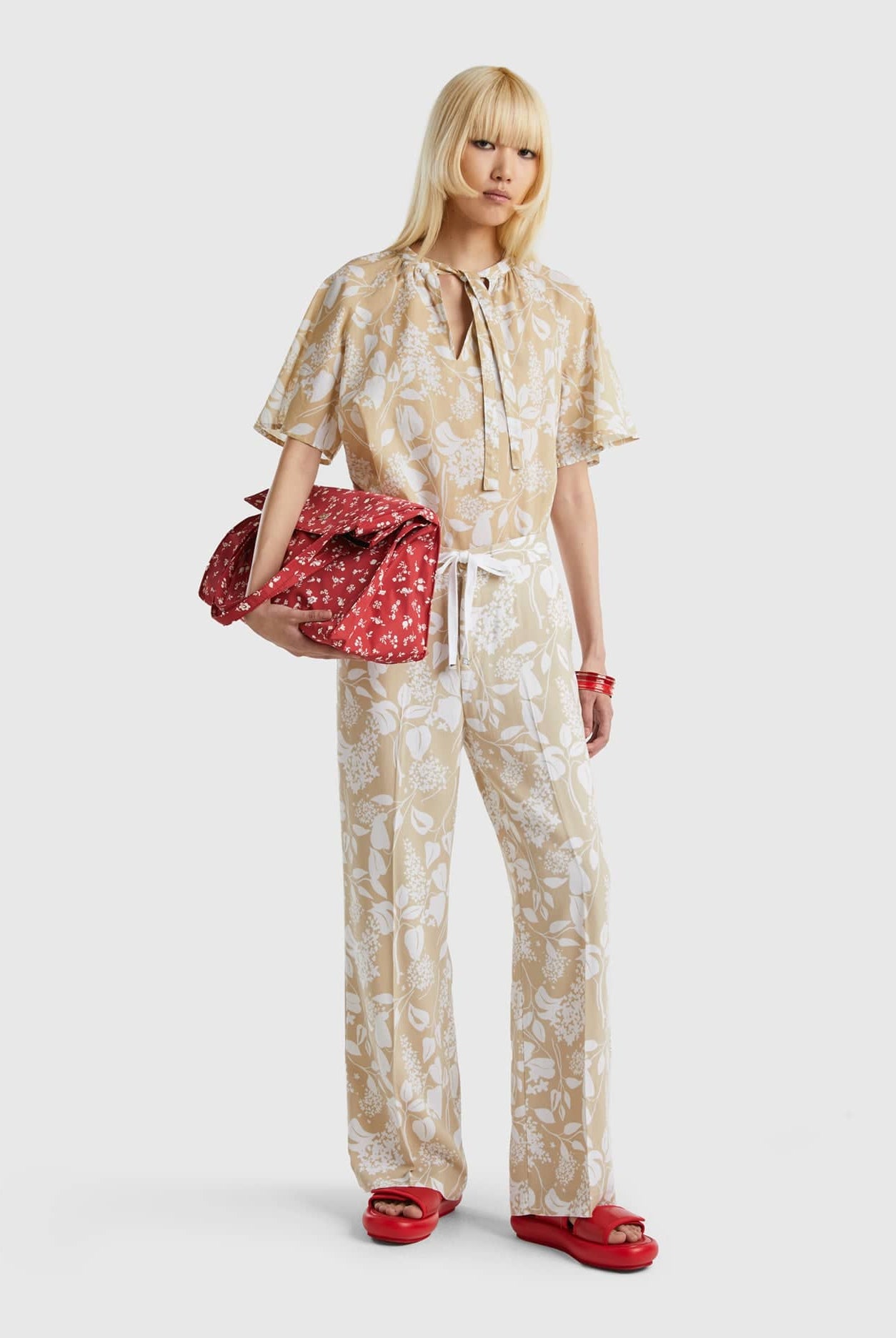 يونايتد كولورز اوف بينيتون بنطال نسائي مطبوع برباط عالخصر