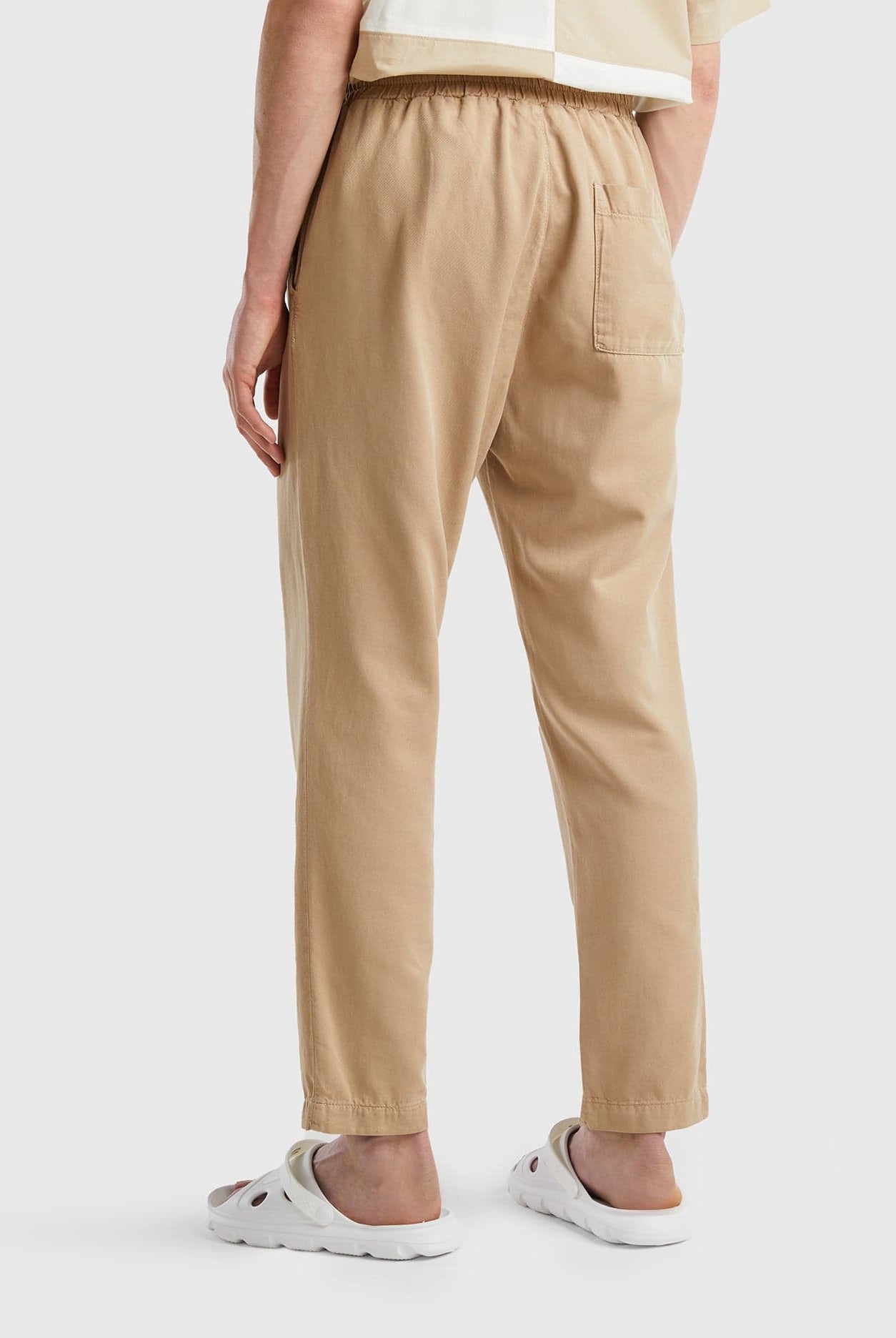 يونايتد كولورز اوف بينيتون بنطلون جوغر شبابي فضفاض بجيوب