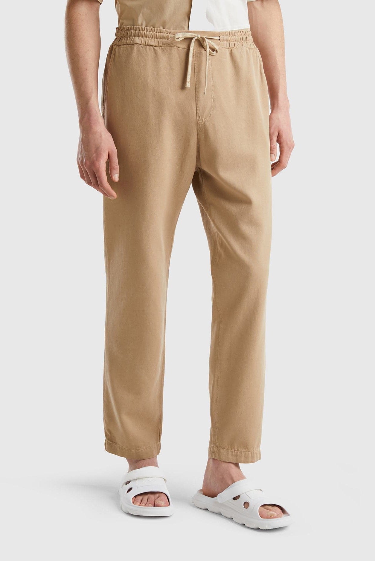 يونايتد كولورز اوف بينيتون بنطلون جوغر شبابي فضفاض بجيوب