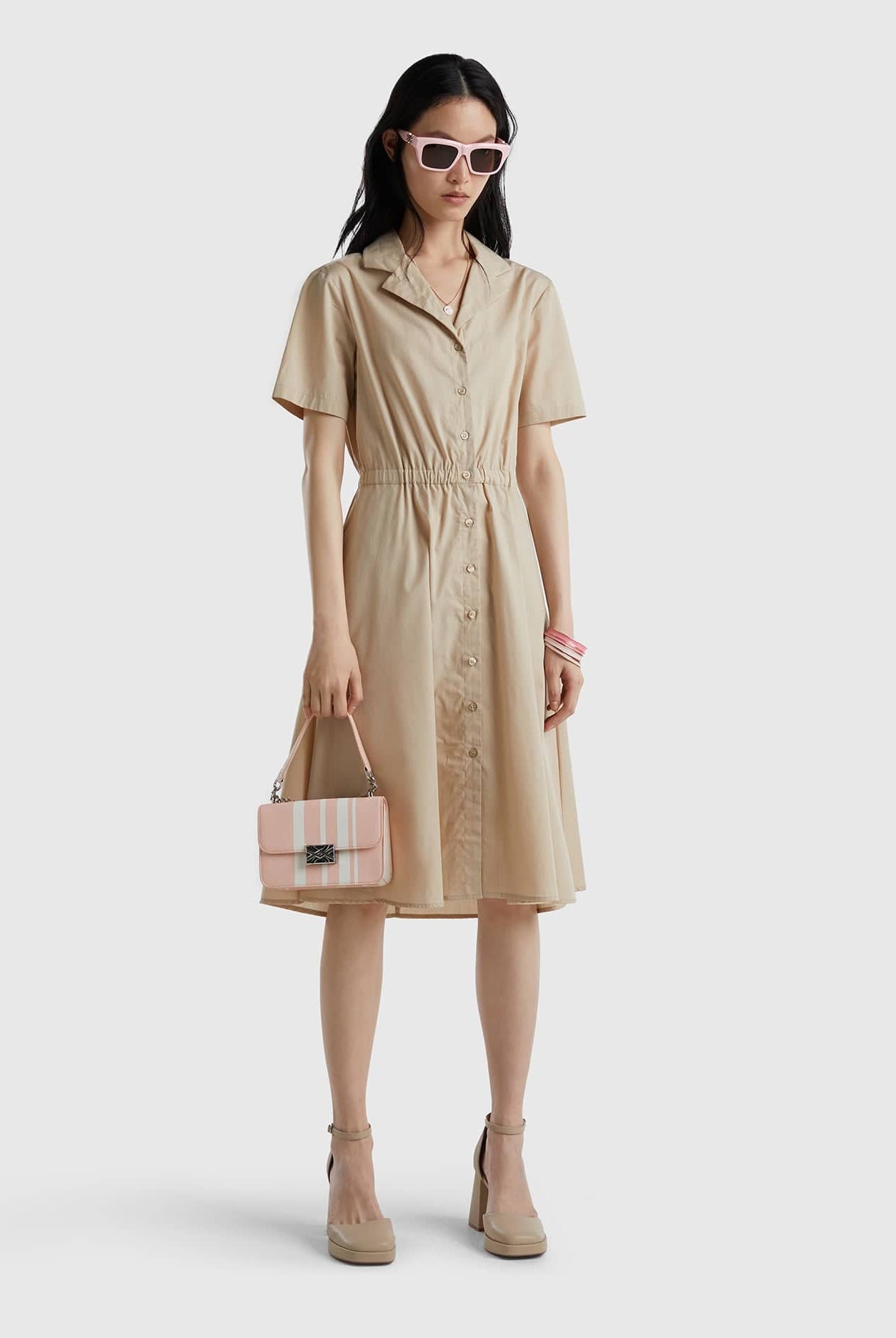 يونايتد كولورز اوف بينيتون فستان نسائي قميص قطن ميدي مع ازرار من المنتصف