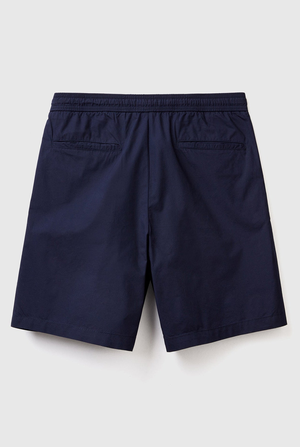 يونايتد كولورز اوف بينيتون شورت شبابي قماشي برباط