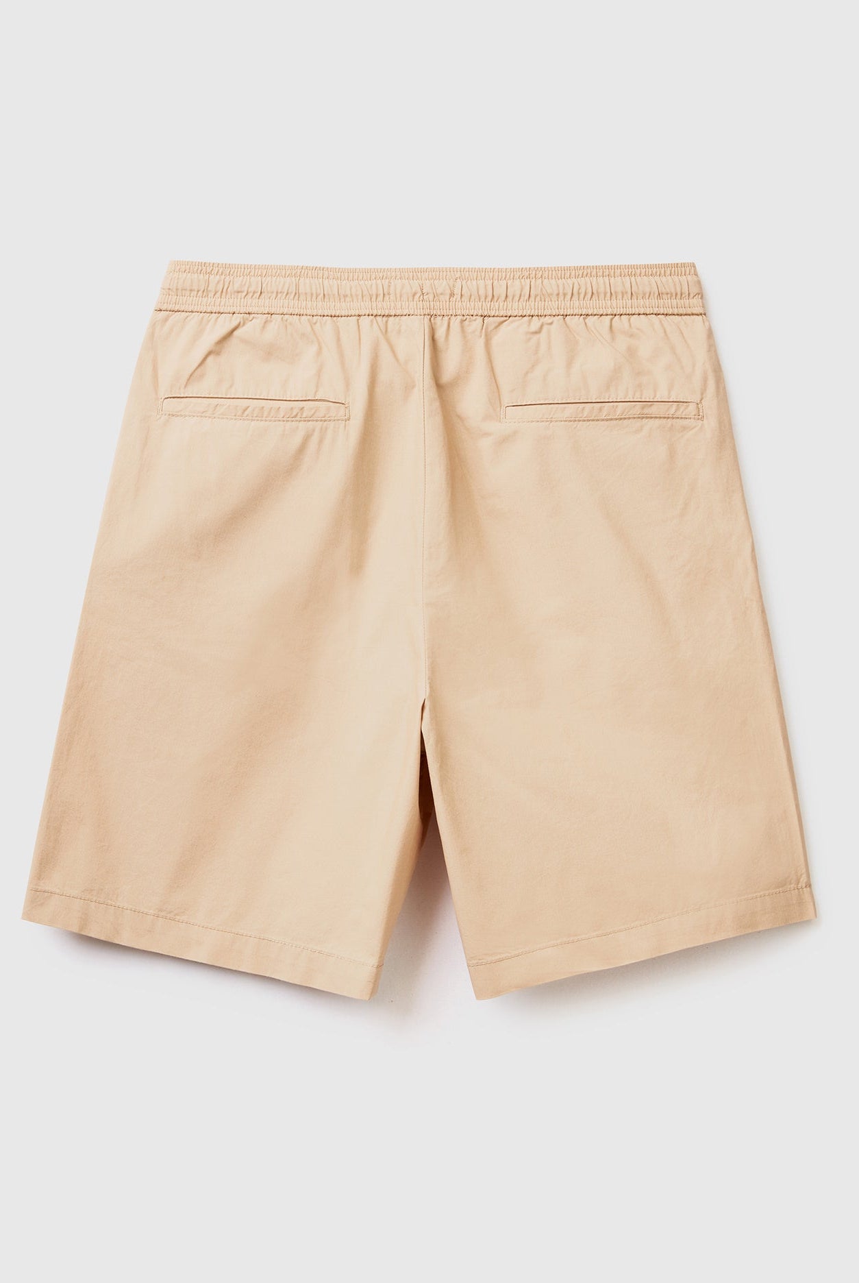 يونايتد كولورز اوف بينيتون شورت شبابي قماشي برباط