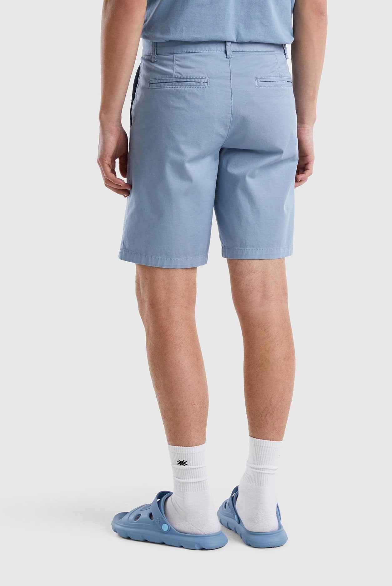 يونايتد كولورز اوف بينيتون شورت تشينو قطن مطاطي رجالي