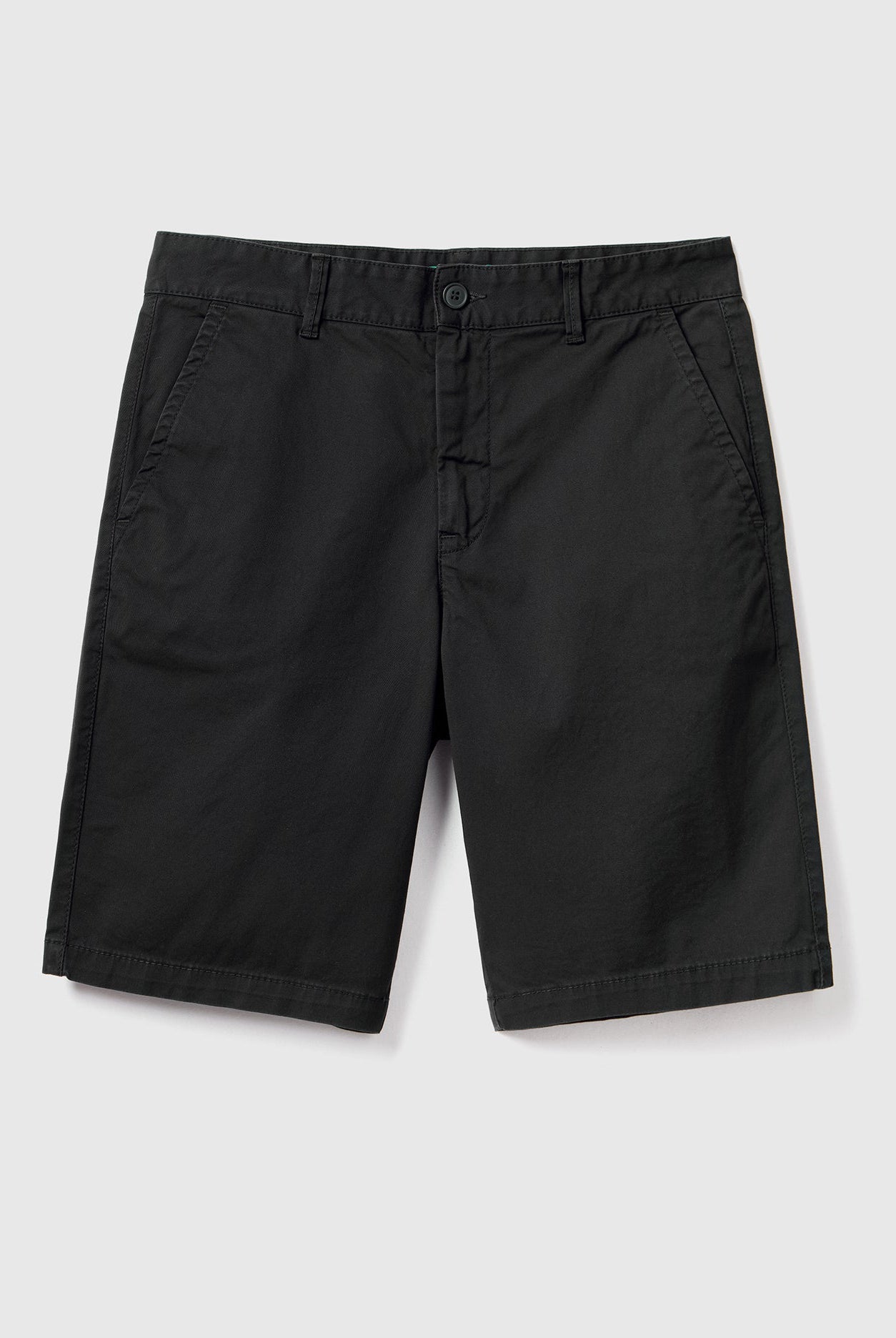 يونايتد كولورز اوف بينيتون شورت تشينو قطن مطاطي رجالي