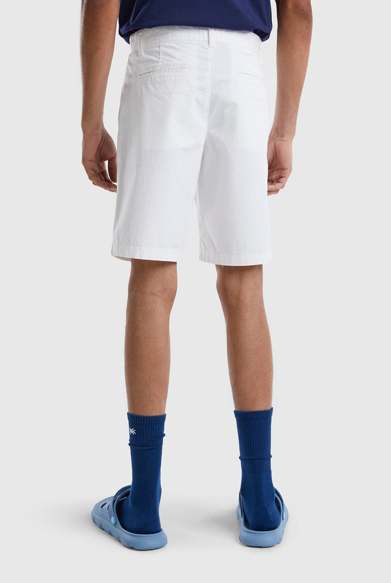 يونايتد كولورز اوف بينيتون شورت تشينو قطن مطاطي رجالي