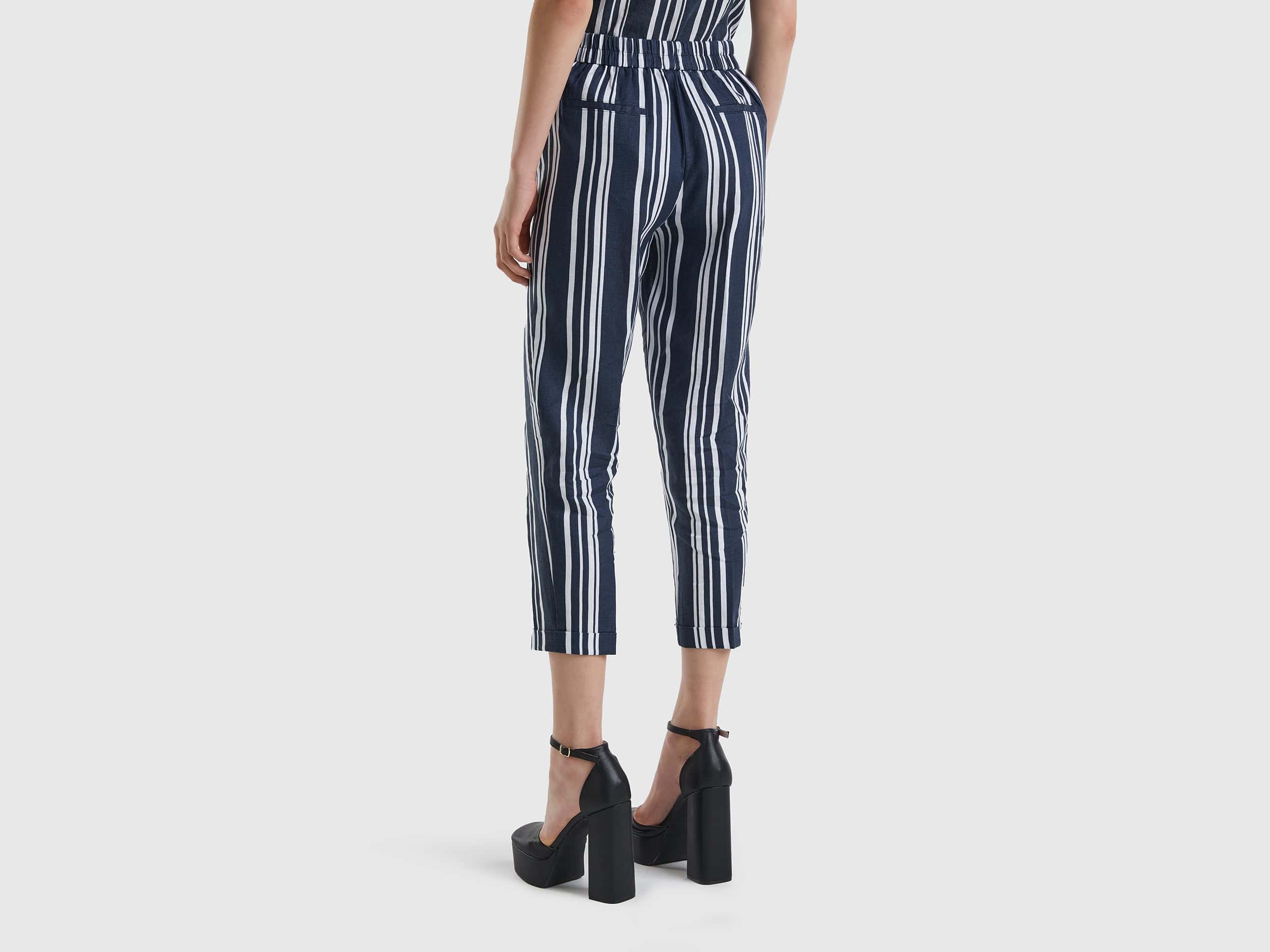 يونايتد كولورز اوف بينيتون بنطلون نسائي منقوش من الكتان الخالص