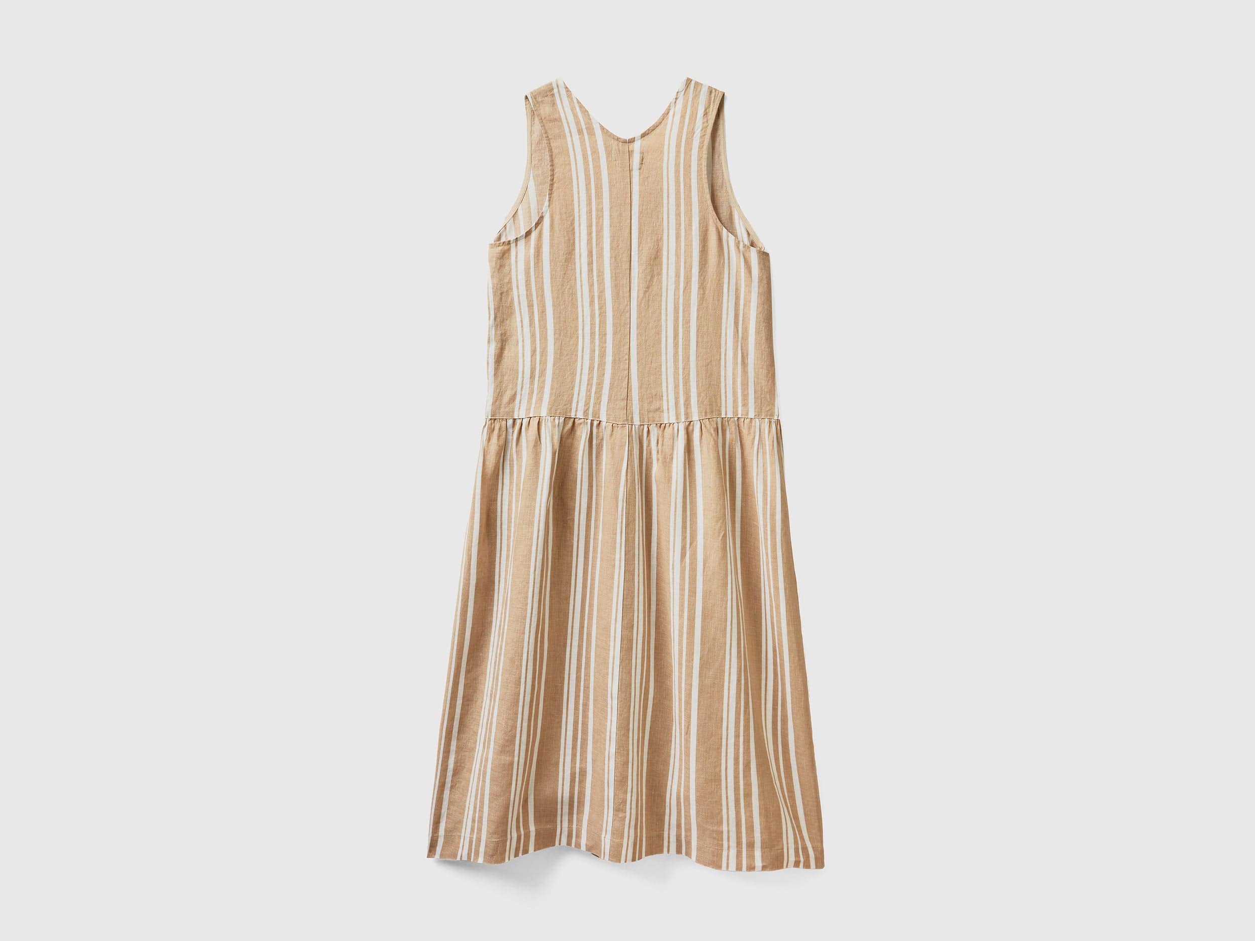 يونايتد كولورز اوف بينيتون فستان قصير نسائي من الكتان المطبوع النقي بخطوط بدون اكمام