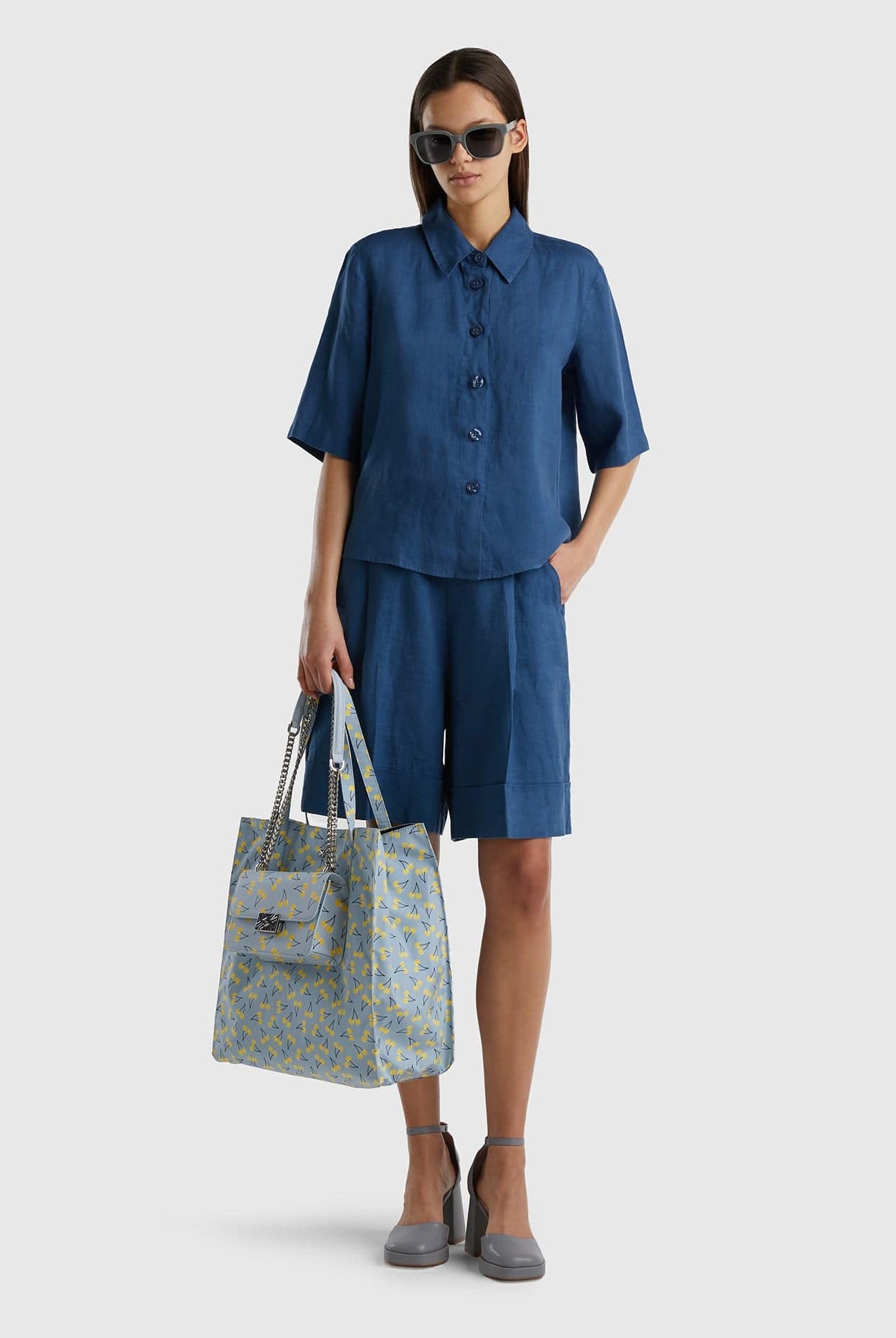 يونايتد كولورز اوف بينيتون قميص قصير من الكتان الخالص