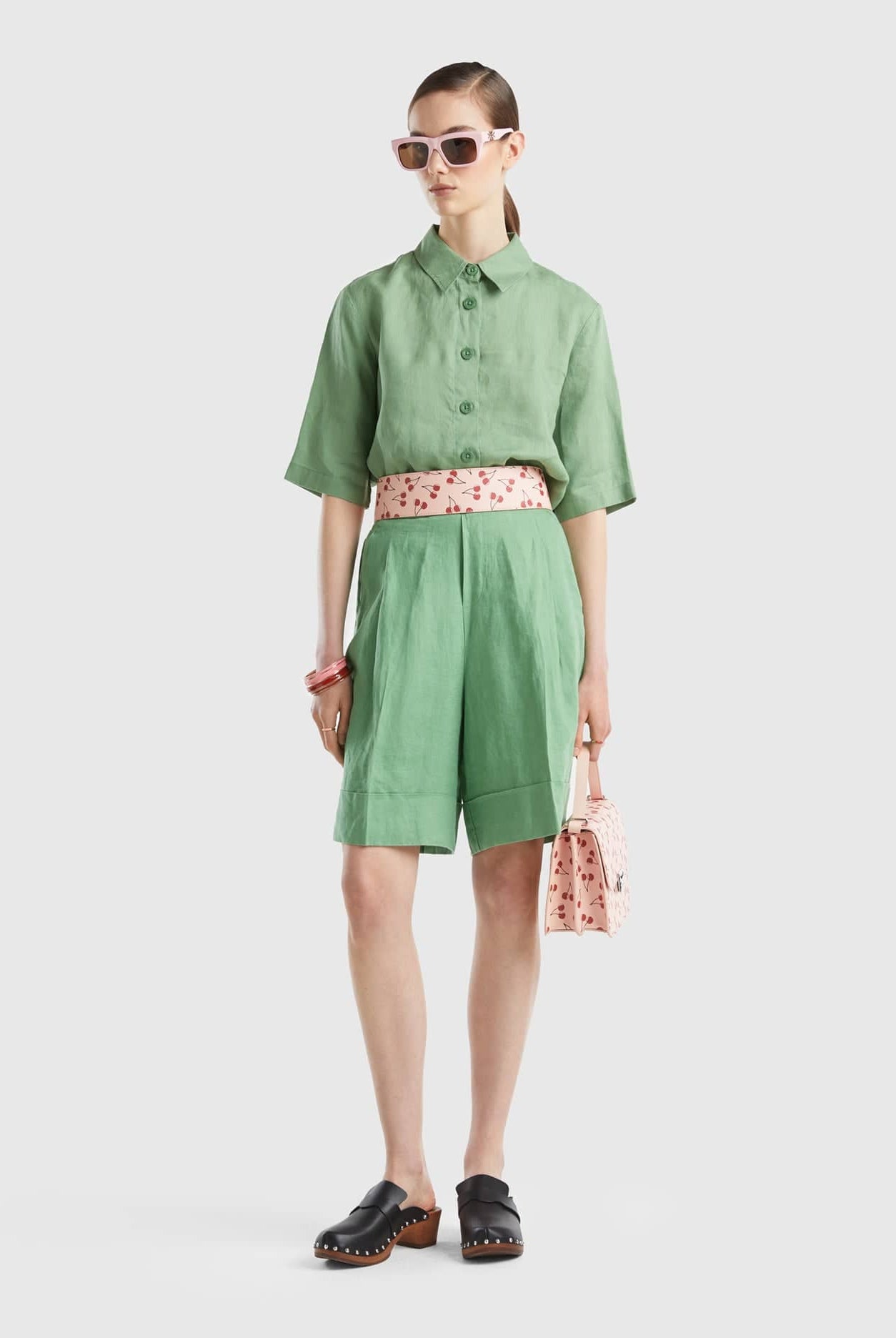 يونايتد كولورز اوف بينيتون قميص قصير من الكتان الخالص