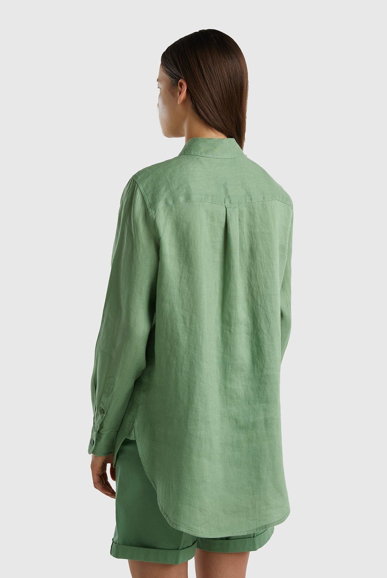 يونايتد كولورز اوف بينيتون قميص طويل من الكتان الخالص