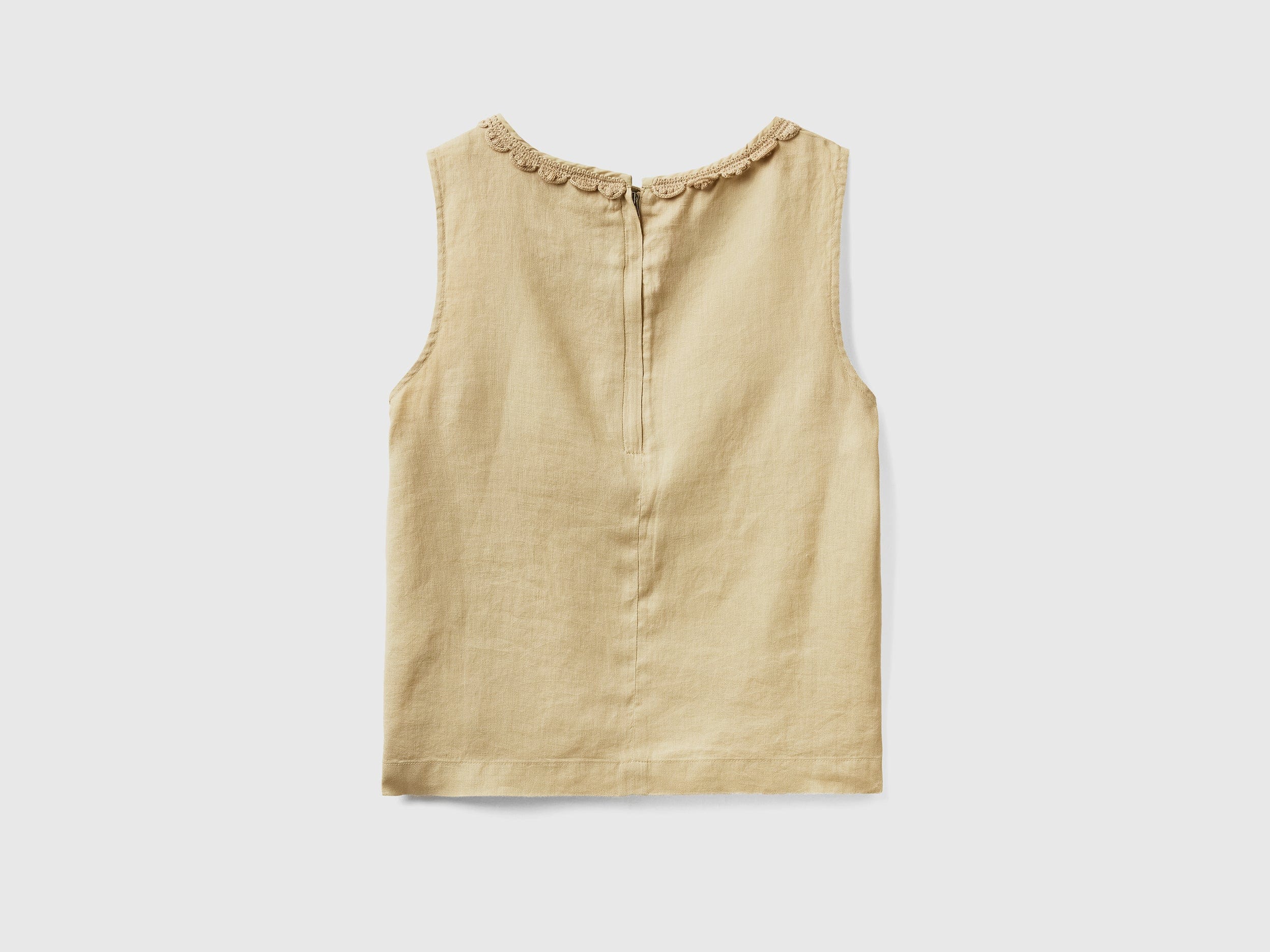 ูููุงูุชุฏ ููููุฑุฒ ุงูู ุจูููุชูู ุจููุฒุฉ ู
ู ุงููุชุงู ุงูุฎุงูุต ู
ุน ุชูุงุตูู ุงููุฑูุดูู ูุณุงุฆู