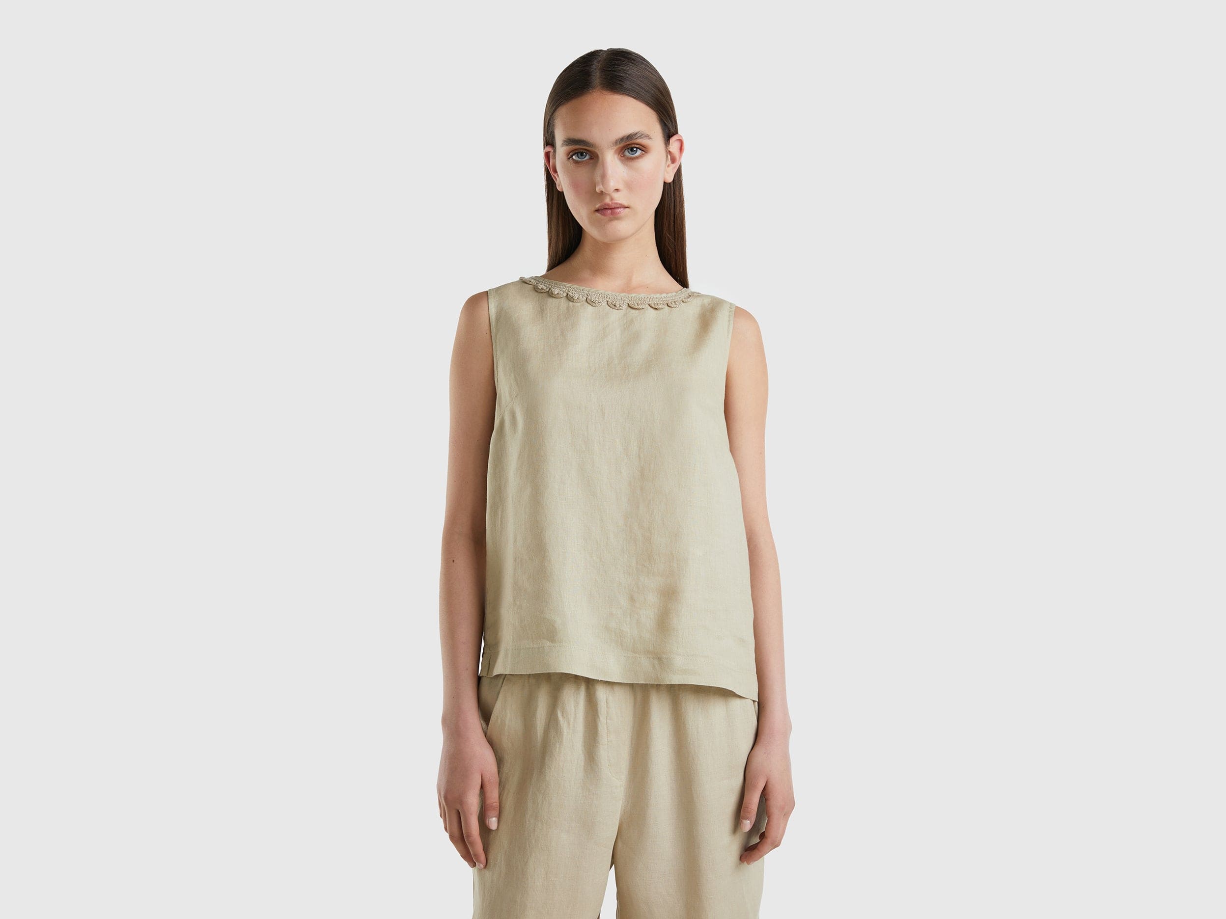 ูููุงูุชุฏ ููููุฑุฒ ุงูู ุจูููุชูู ุจููุฒุฉ ู
ู ุงููุชุงู ุงูุฎุงูุต ู
ุน ุชูุงุตูู ุงููุฑูุดูู ูุณุงุฆู