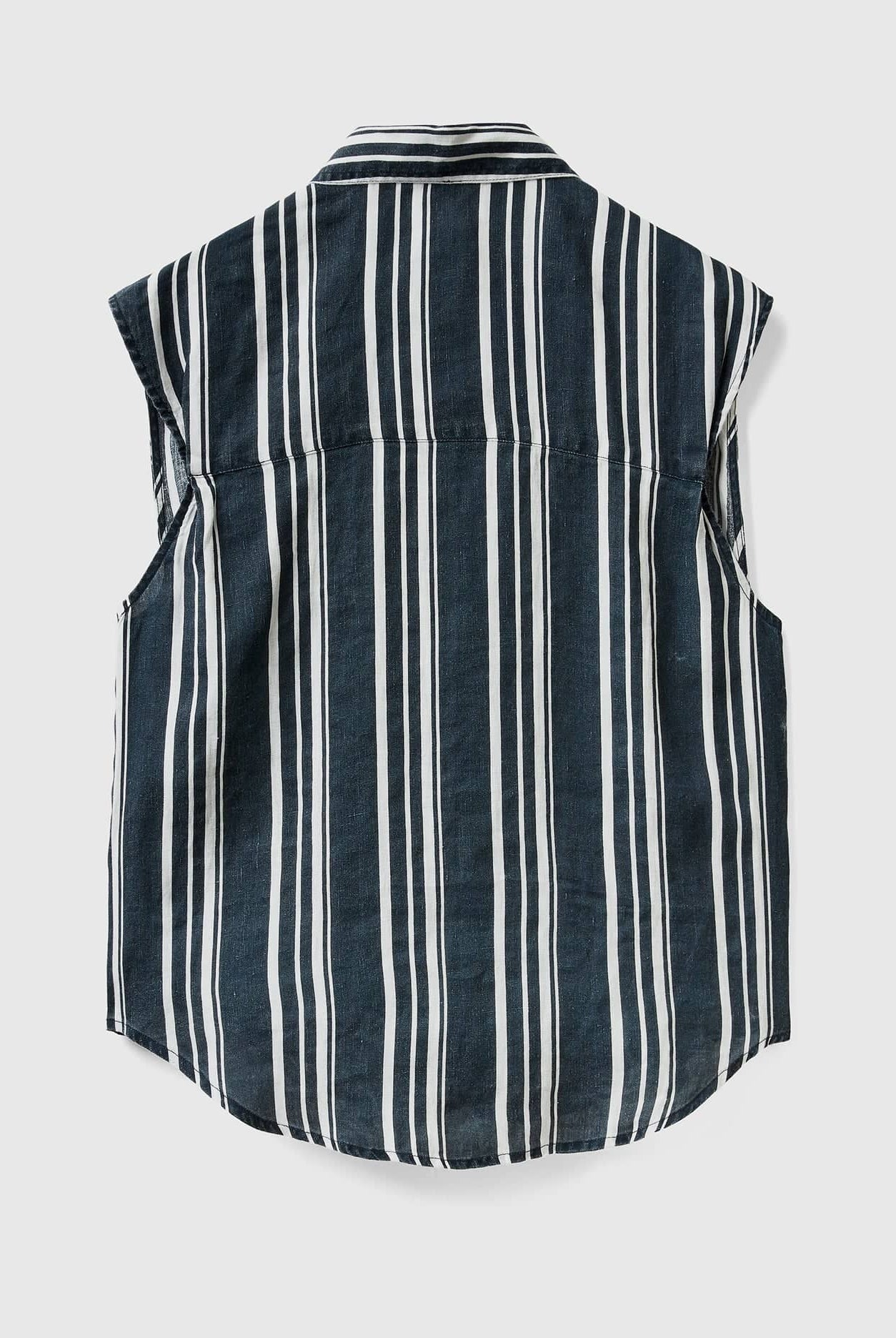 يونايتد كولورز اوف بينيتون قميص نسائي من الكتان المطبوع الخالص