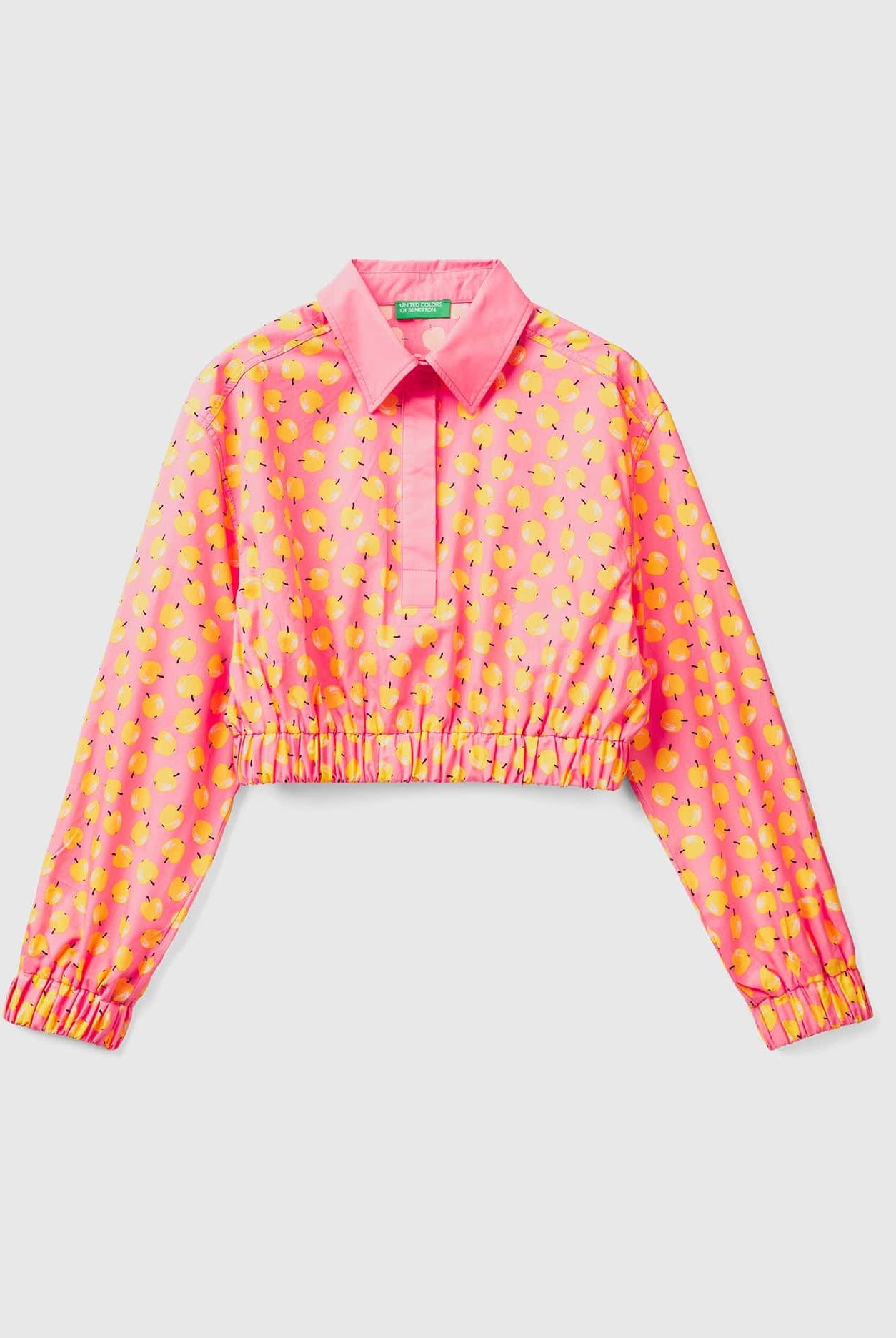 يونايتد كولورز اوف بينيتون قميص قصير بنمط الفاكهة بخصر مرتفع نسائي