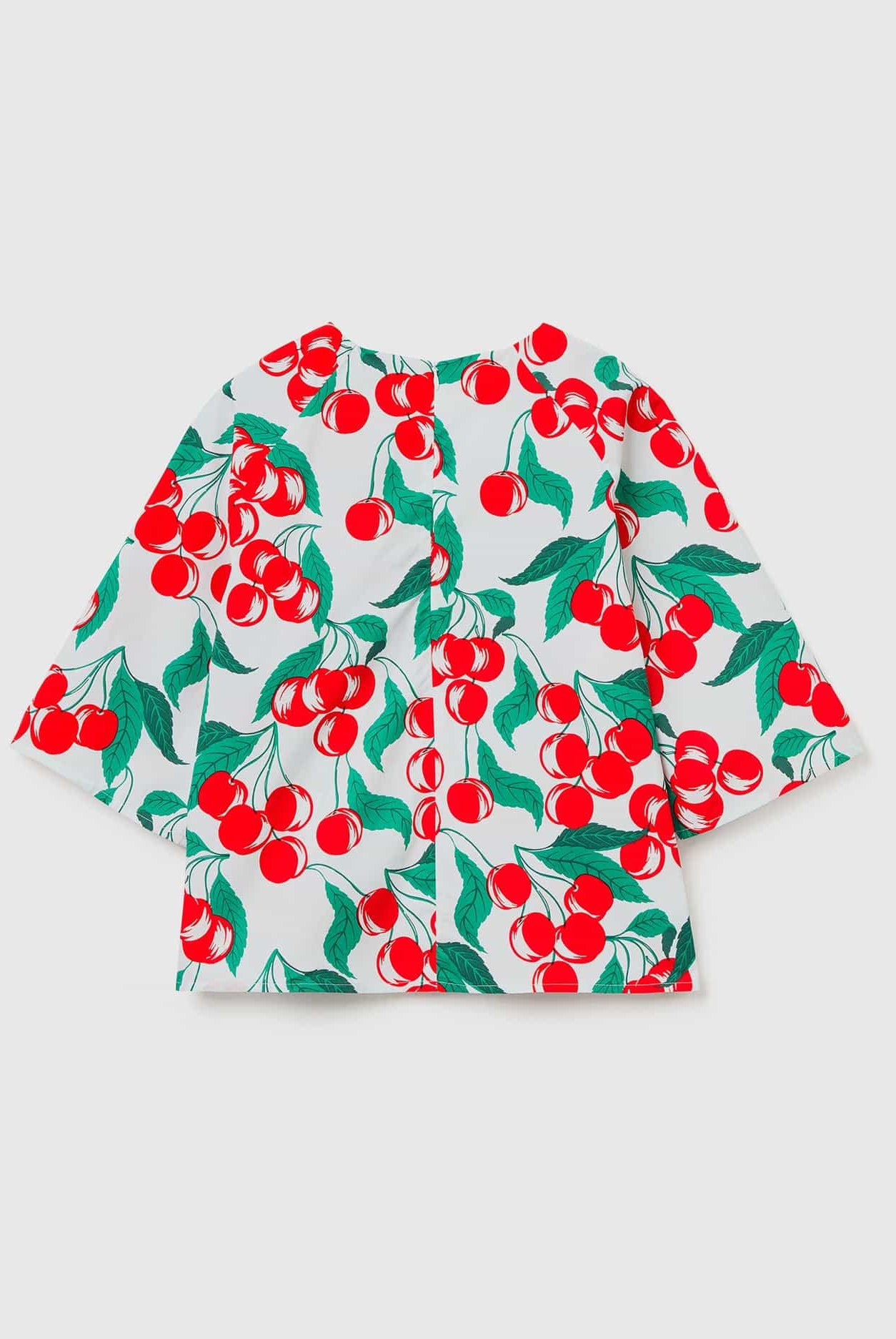 يونايتد كولورز اوف بينيتون بلوزة بطبعة الكرز نص كم نسائي