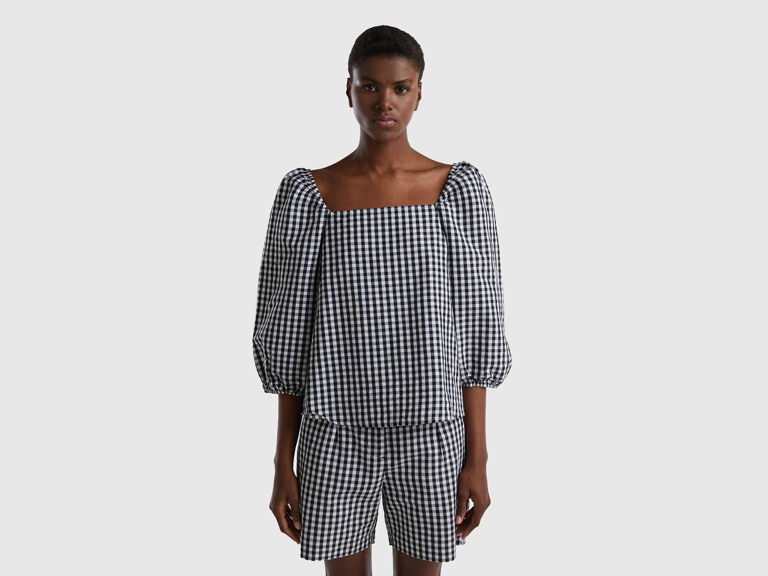 يونايتد كولورز اوف بينيتون بلوزة فيشي كتان مربعات أكمام بف نسائي