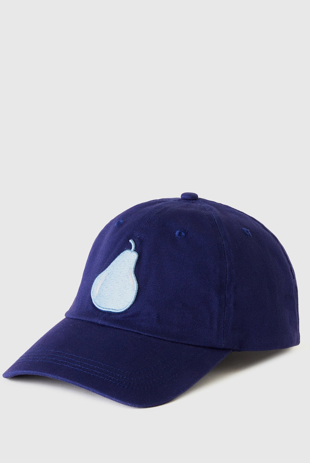 يونايتد كولورز اوف بينيتون كاب بتطريز فواكه بحافة مقوسة