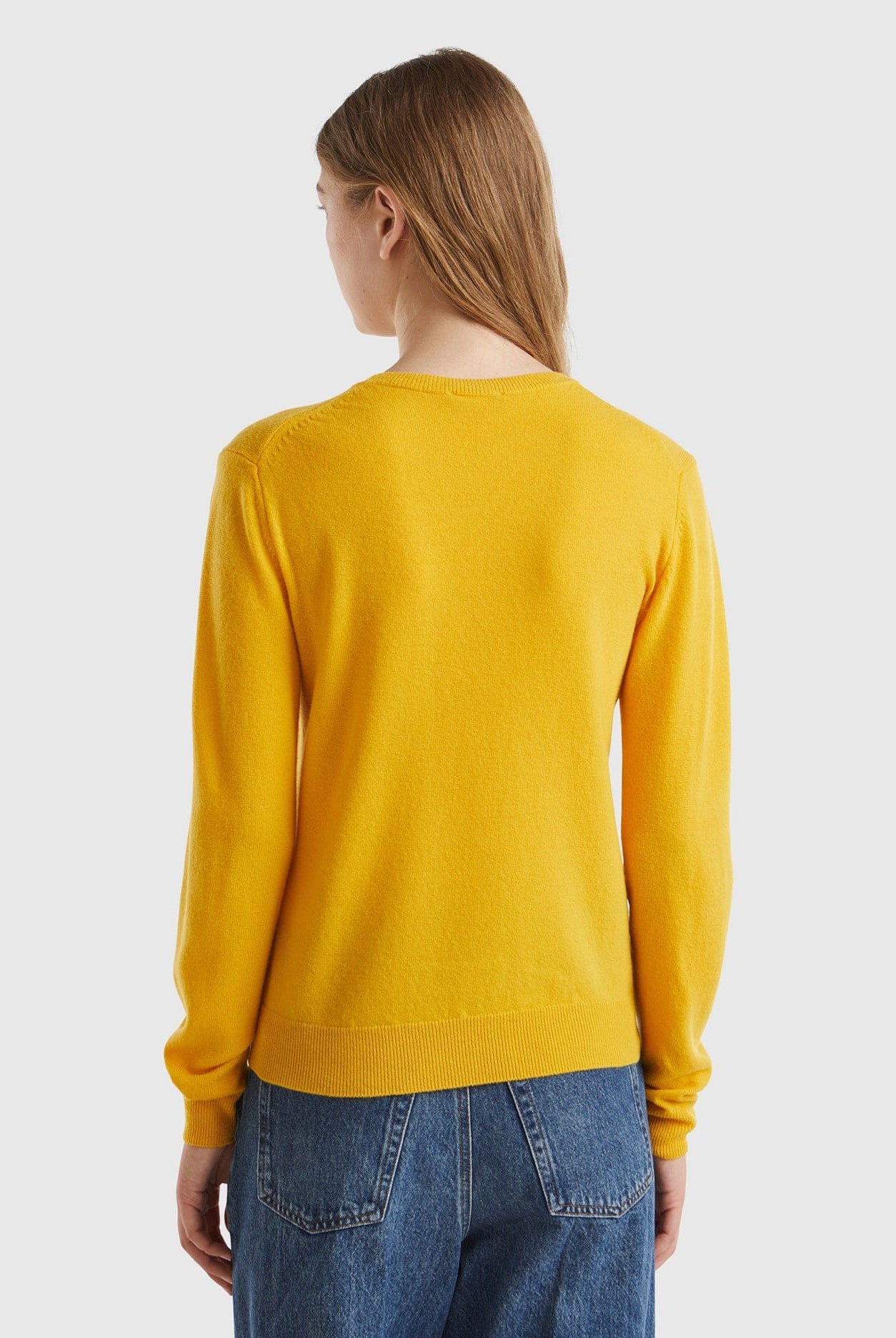 يونايتد كولورز اوف بينيتون بلوفر نسائي طويلة الأكمام بياقه دائريه