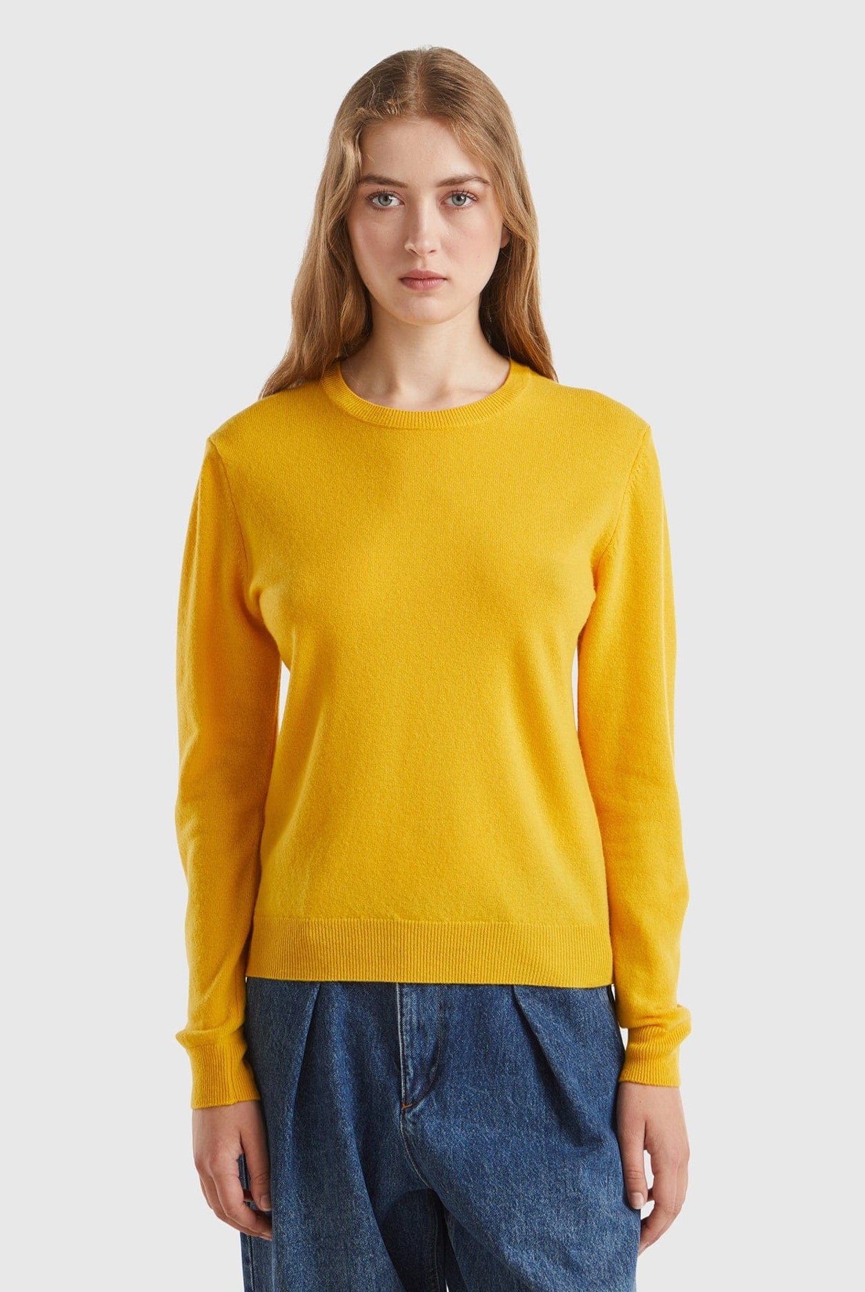 يونايتد كولورز اوف بينيتون بلوفر نسائي طويلة الأكمام بياقه دائريه