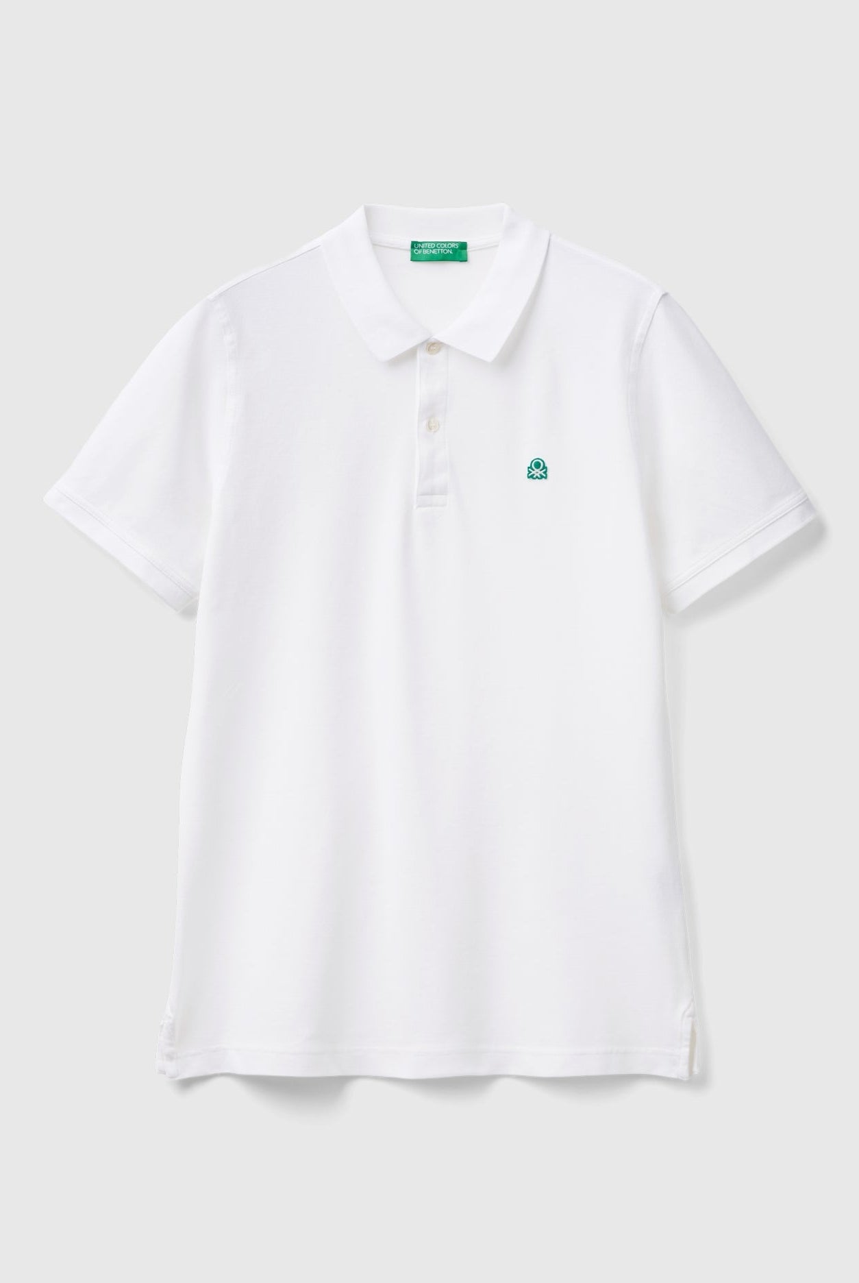 يونايتد كولورز اوف بينيتون تيشرت بولو رجالي سادة كم قصير