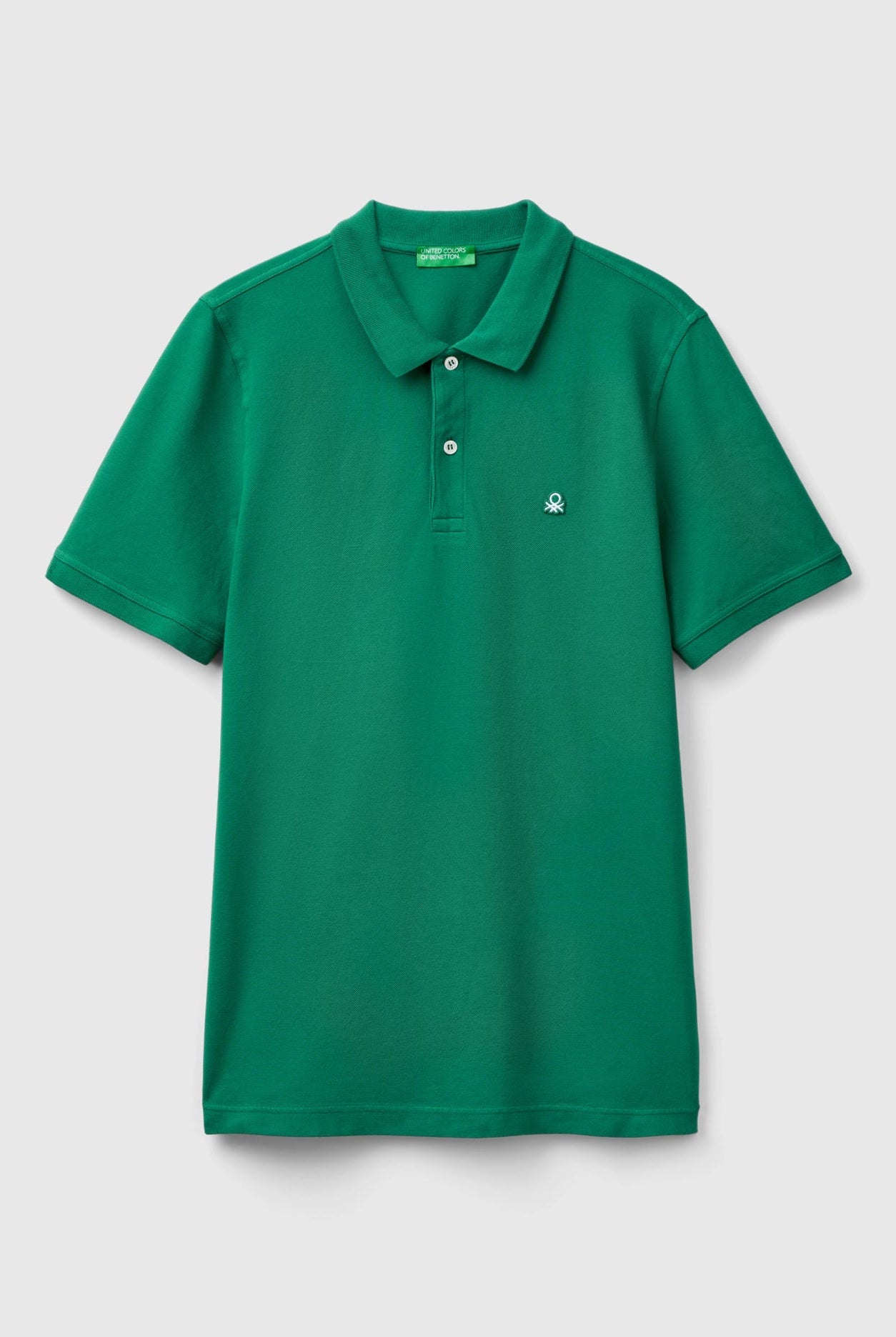 يونايتد كولورز اوف بينيتون تيشرت بولو رجالي سادة كم قصير