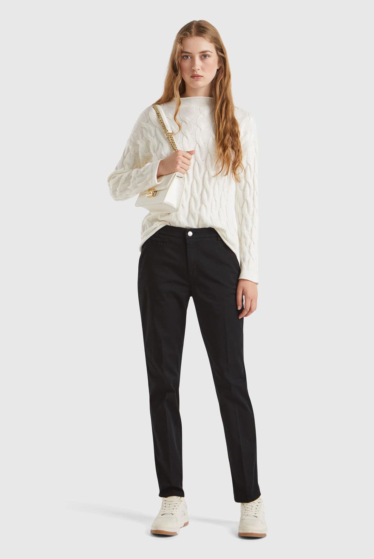 يونايتد كولورز اوف بينيتون بنطلون كلاسيك نسائي بجيوب جانبيه