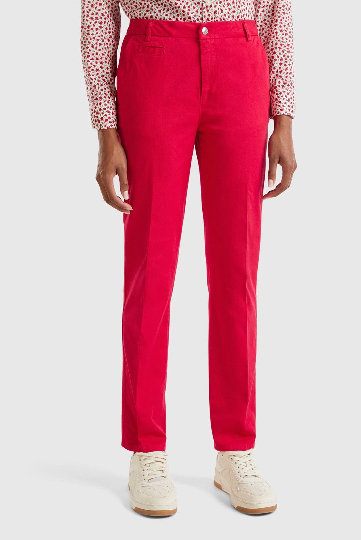 يونايتد كولورز اوف بينيتون بنطلون كلاسيك نسائي بجيوب جانبيه