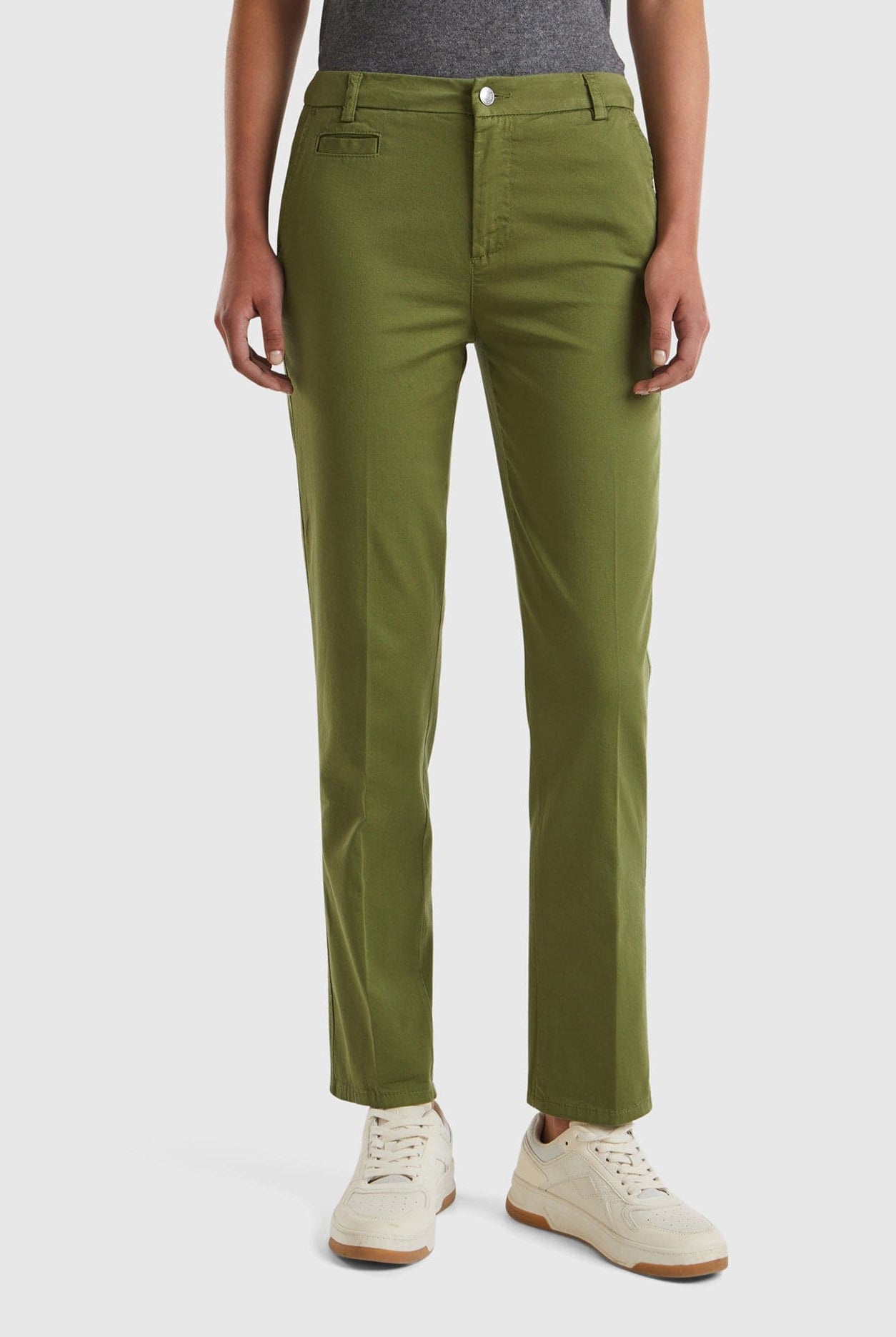 يونايتد كولورز اوف بينيتون بنطلون كلاسيك نسائي بجيوب جانبيه