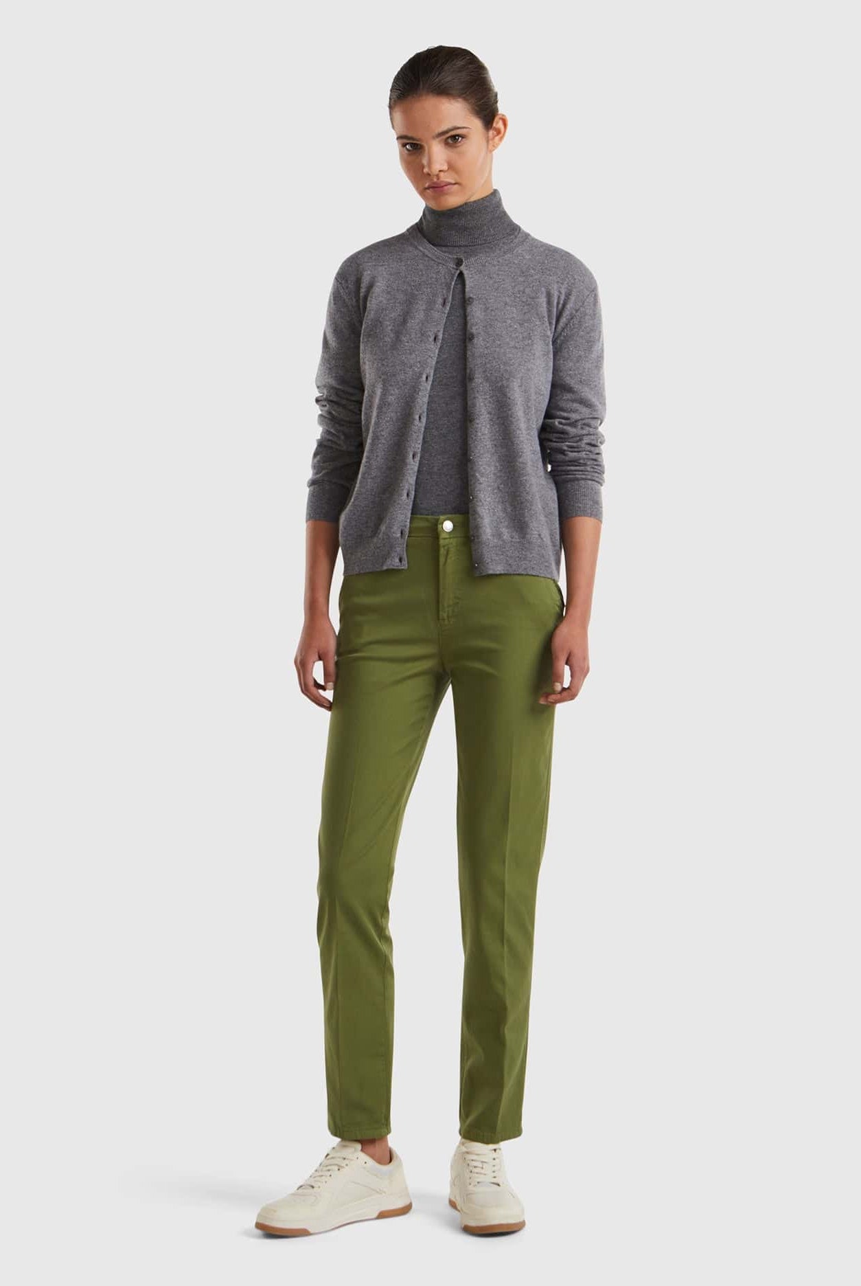 يونايتد كولورز اوف بينيتون بنطلون كلاسيك نسائي بجيوب جانبيه