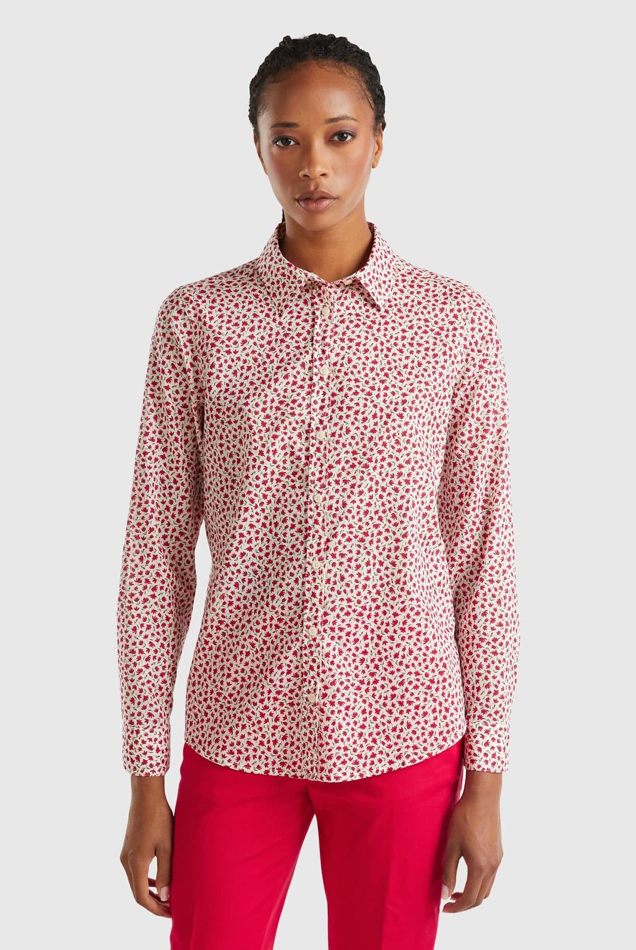 يونايتد كولورز اوف بينيتون قميص نسائي مزخرف كم طويل