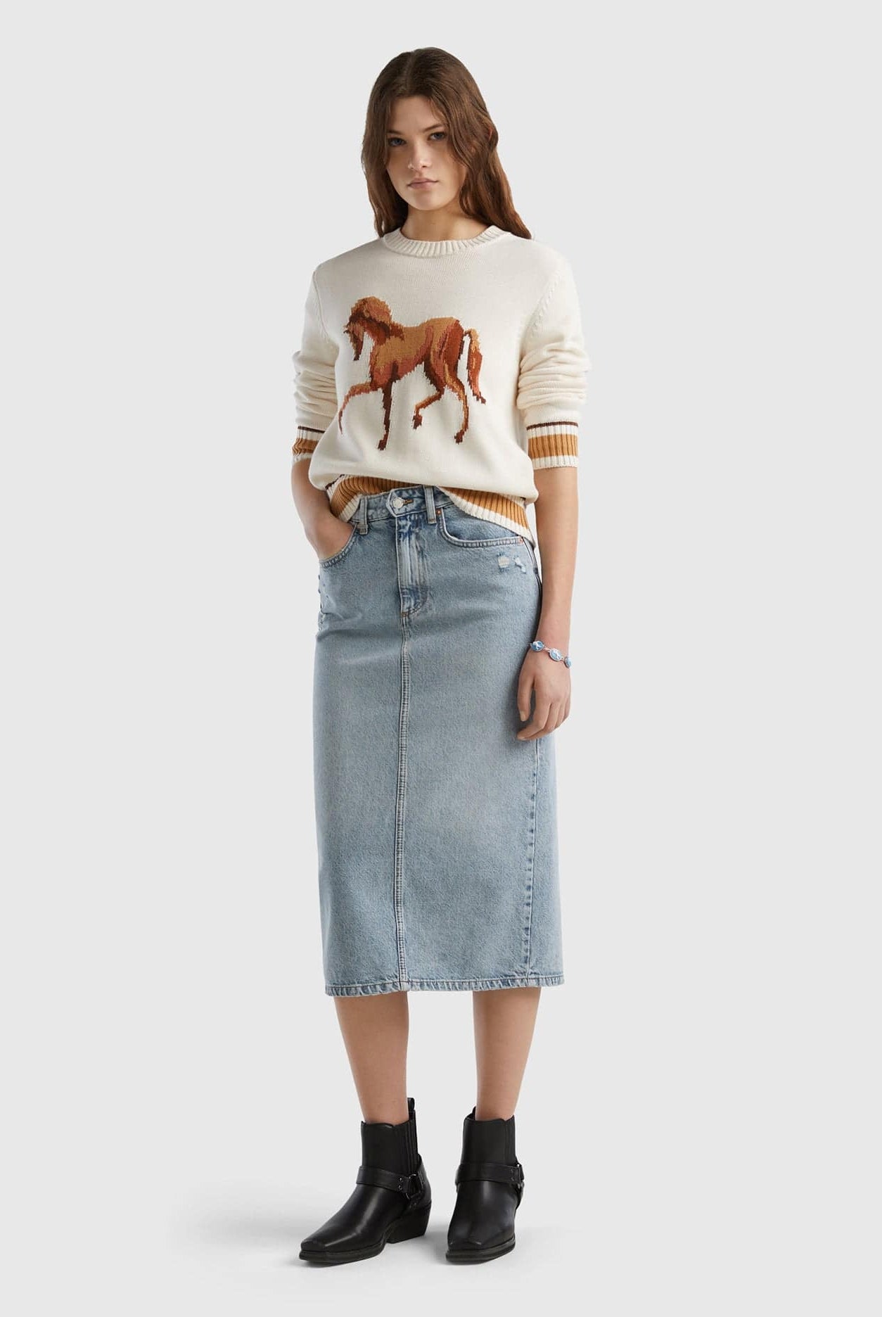 يونايتد كولورز اوف بينيتون بلوفر برسمة حصان أمامية كم طويل نسائي